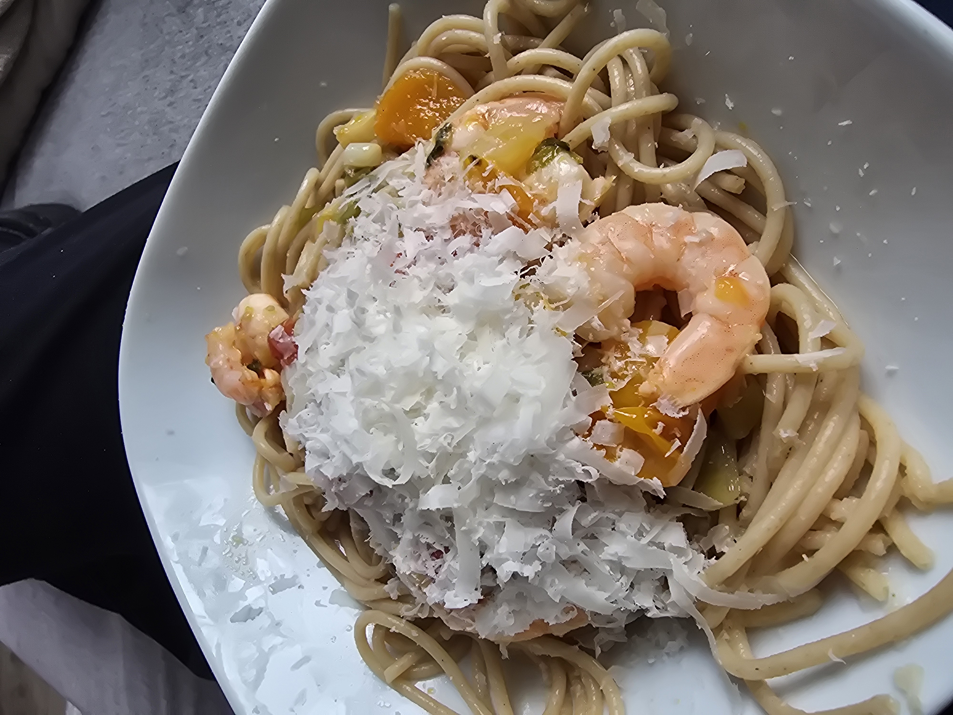 Garnelen-Pasta mit Käse