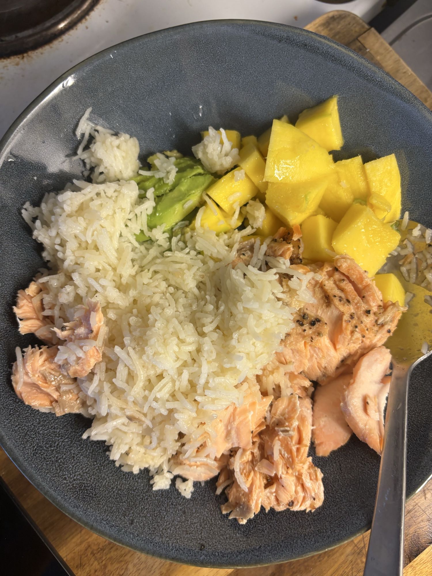 Lax med ris, mango & avokado