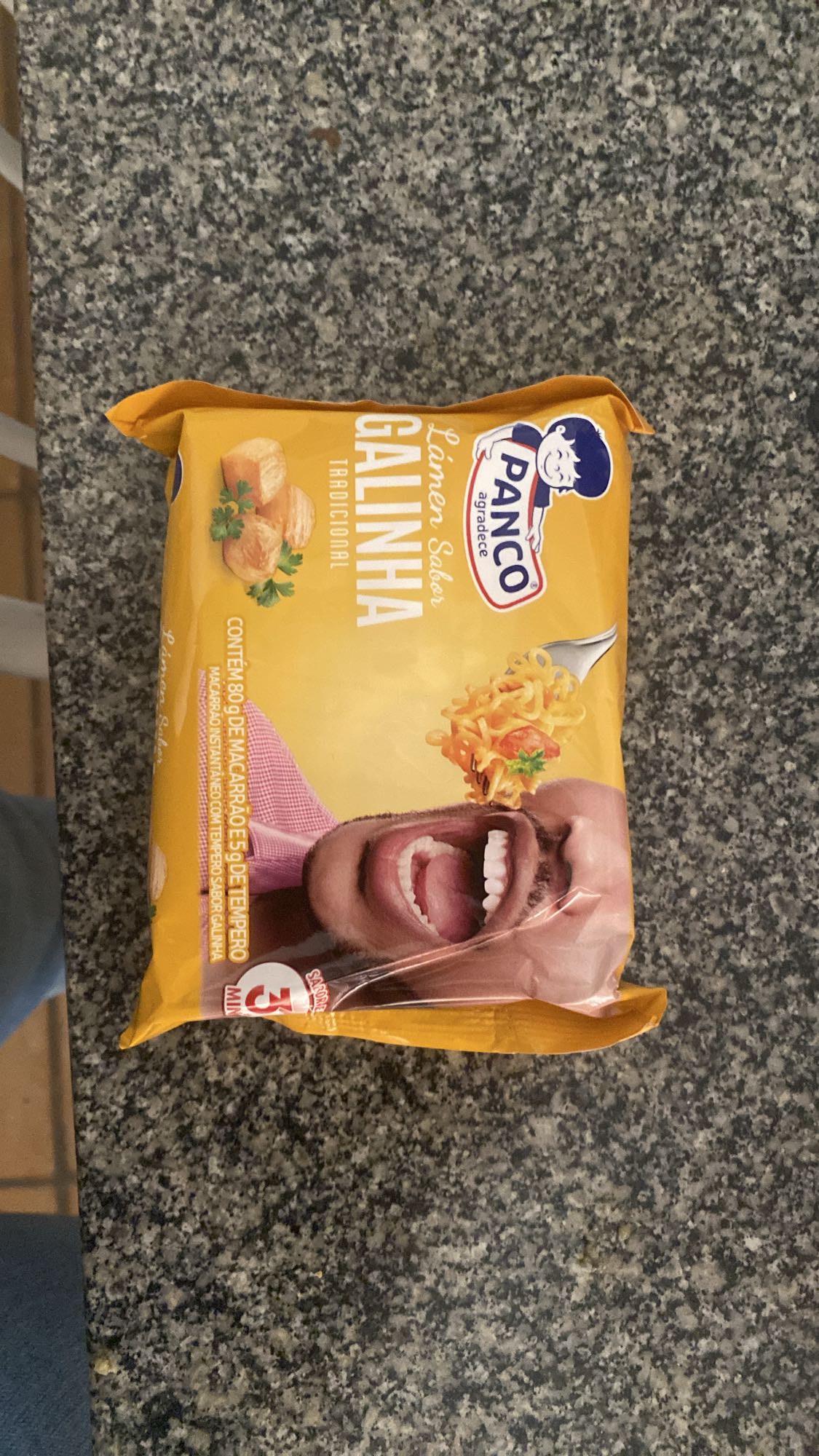 Lámen sabor galinha