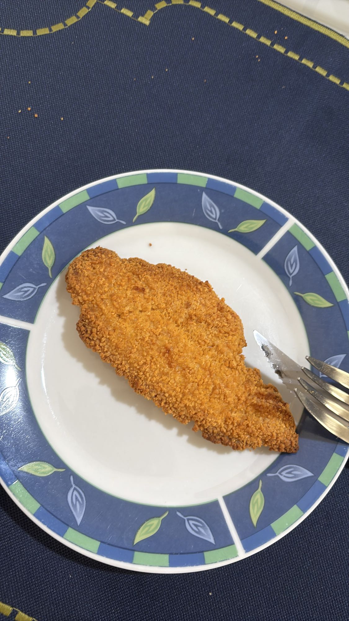 Filé de frango empanado