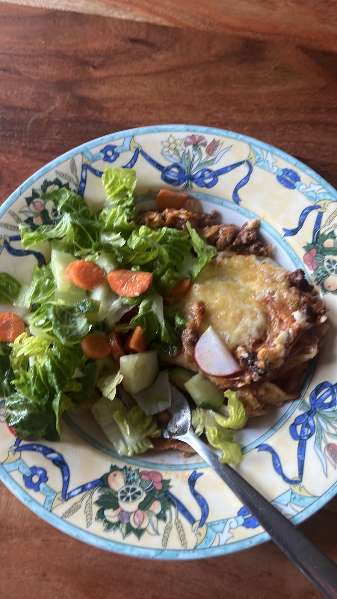 Lasagne mit Salat