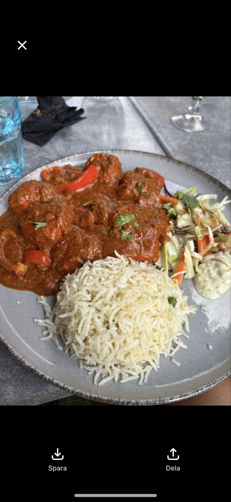 Biffgryta med ris och sallad