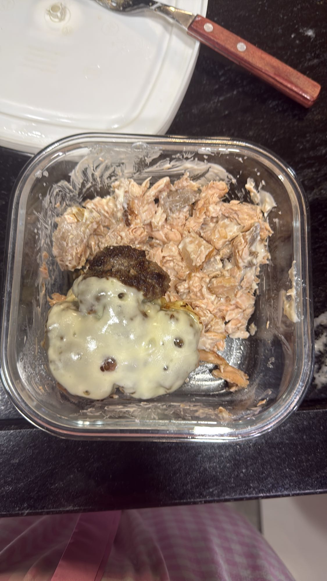 Salmão com hambúrguer