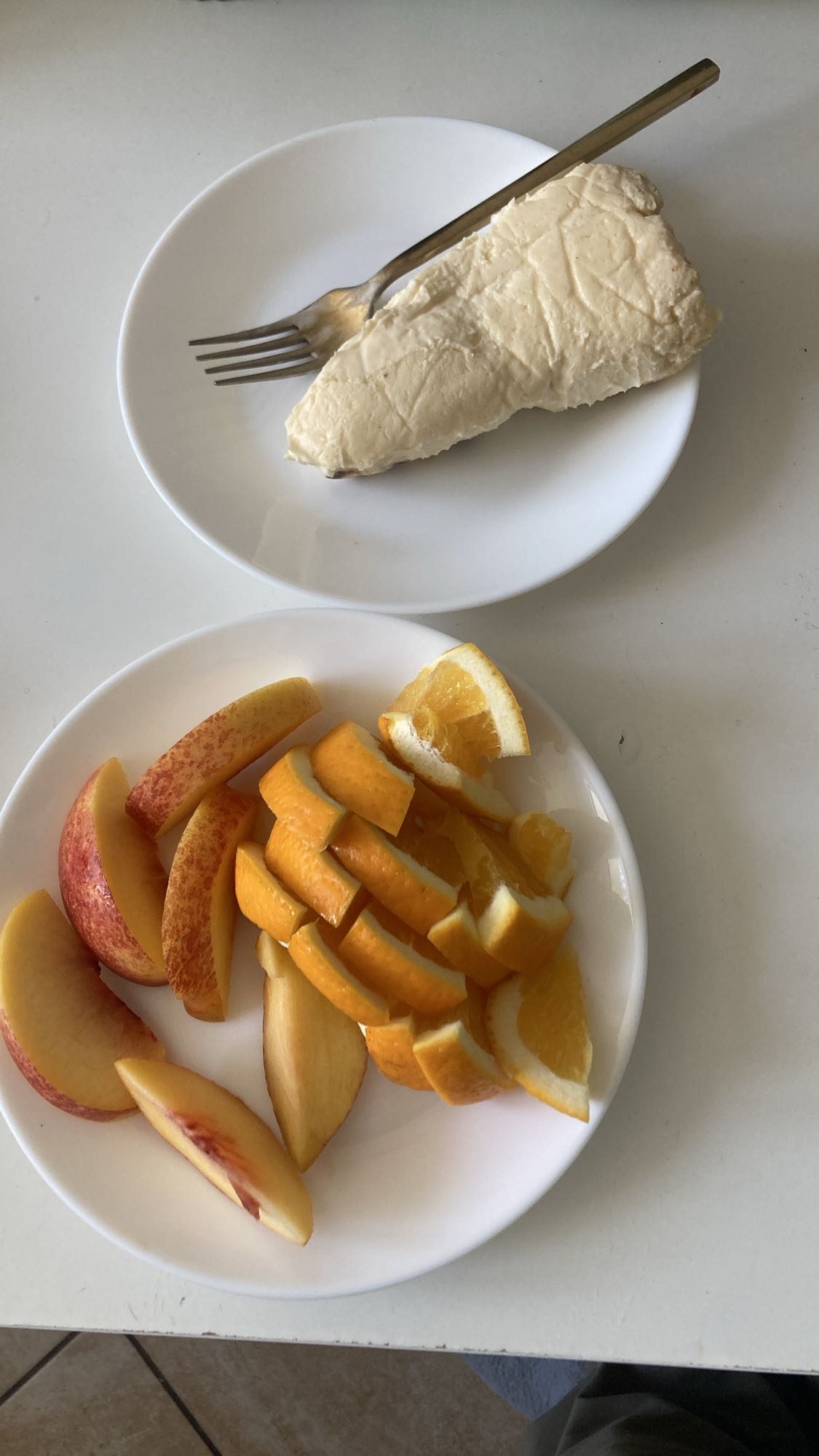 Fruit and chicken plate