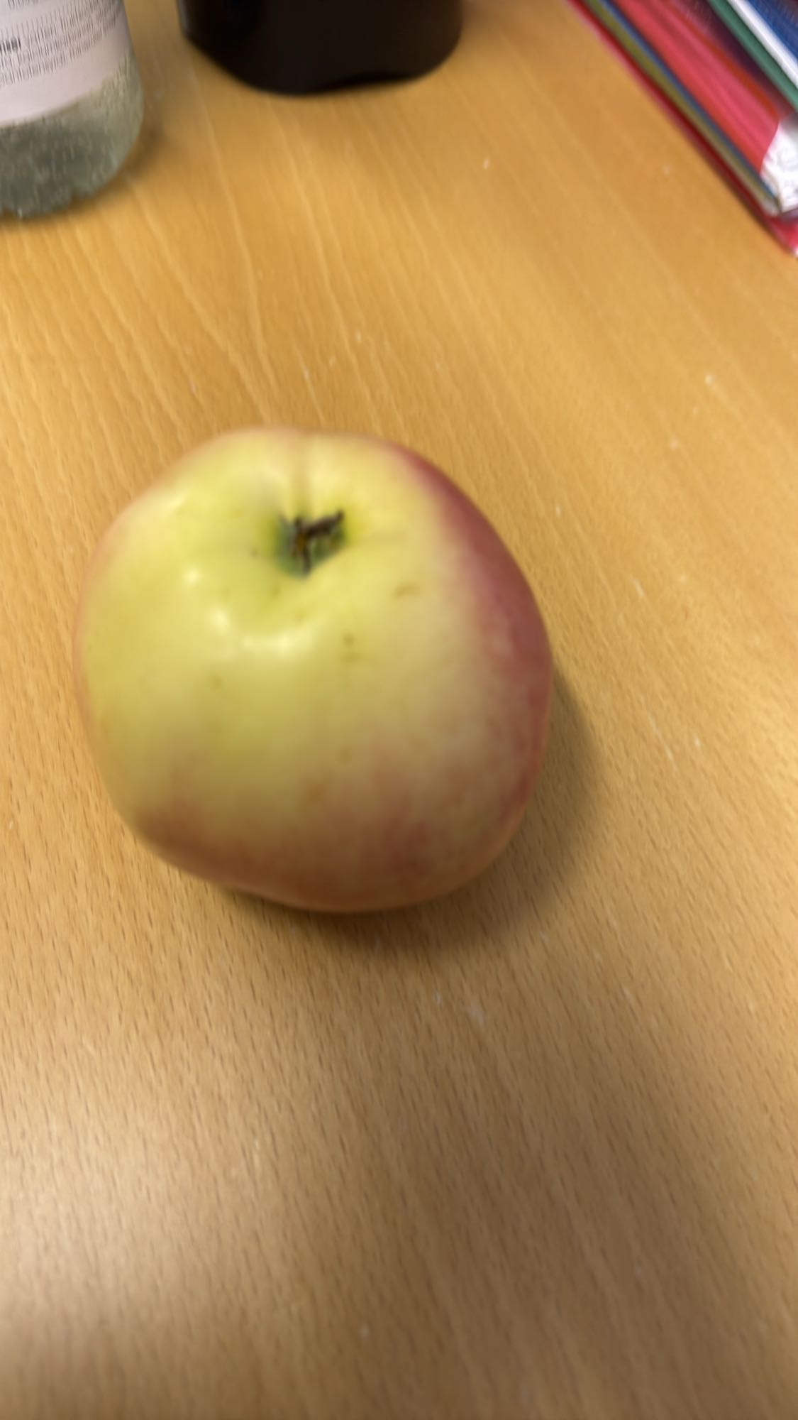 Äpple