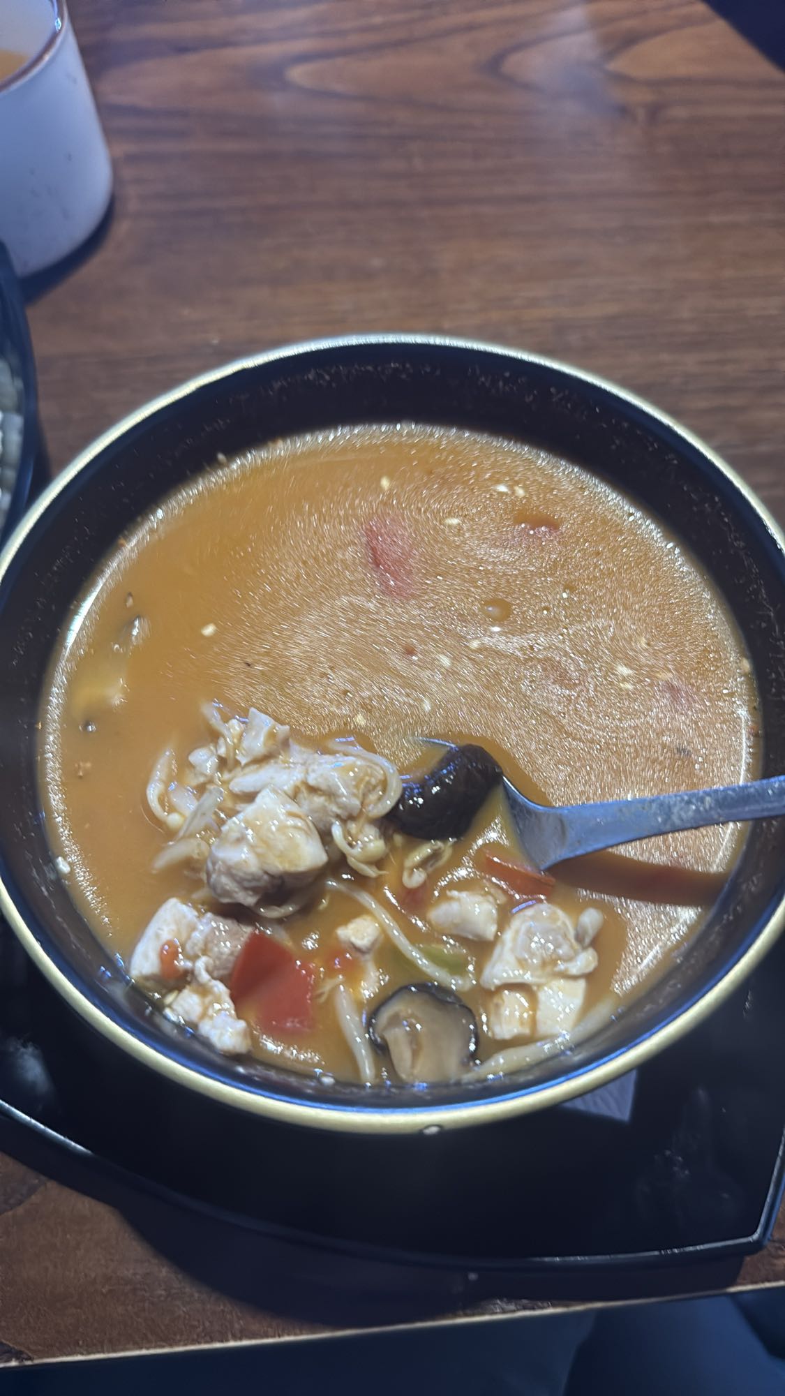 Том ям с курицей