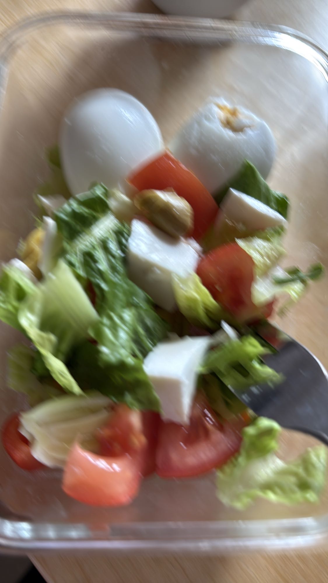 Ägg- och grönsakssallad