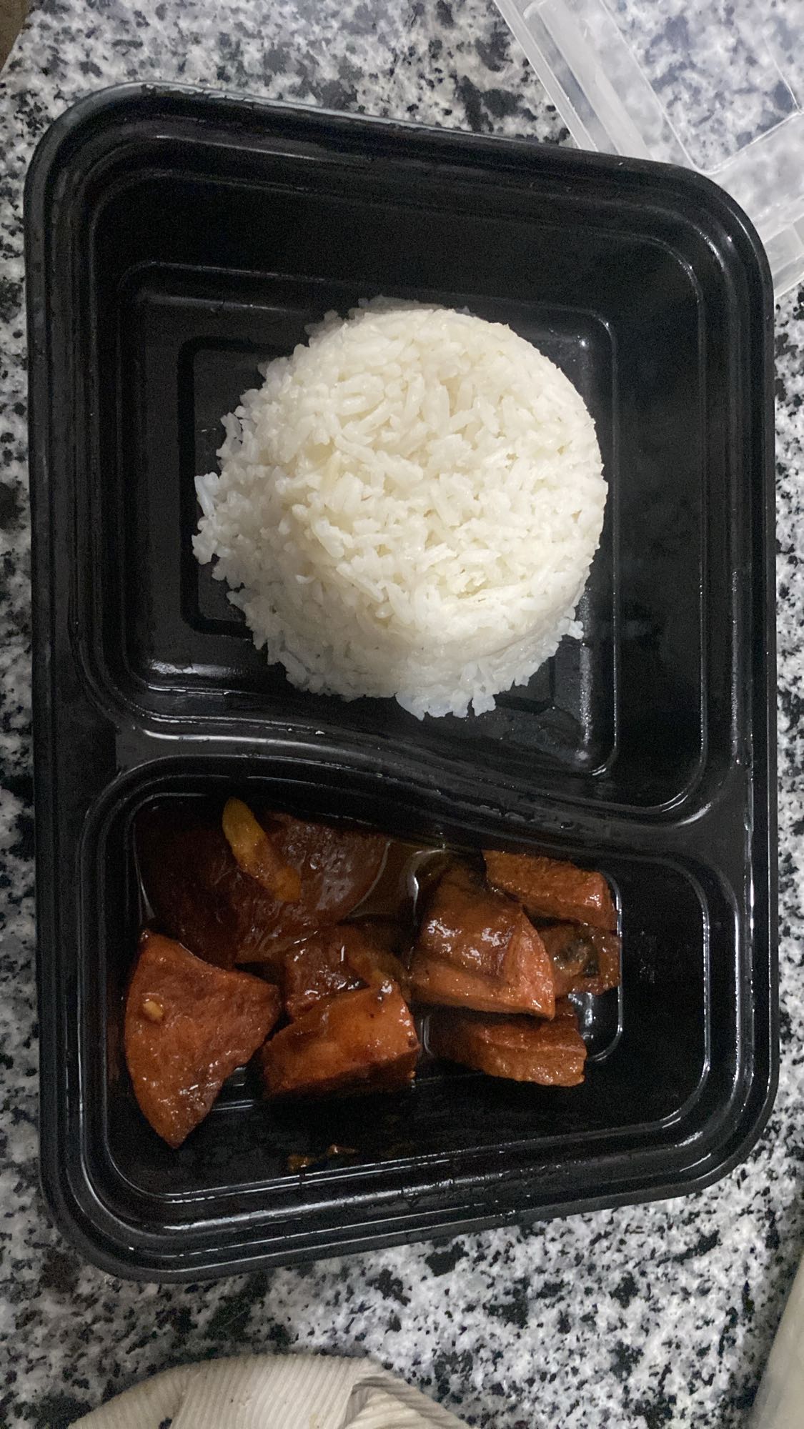 arroz con salchicha