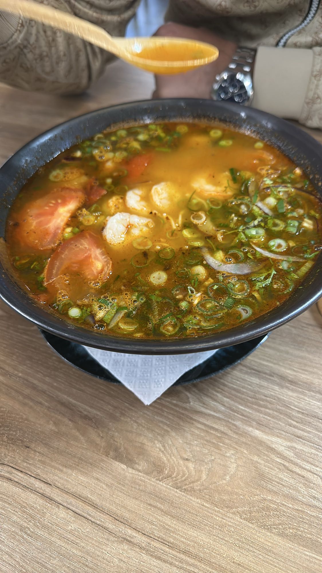 Tom Yum Suppe mit Garnelen