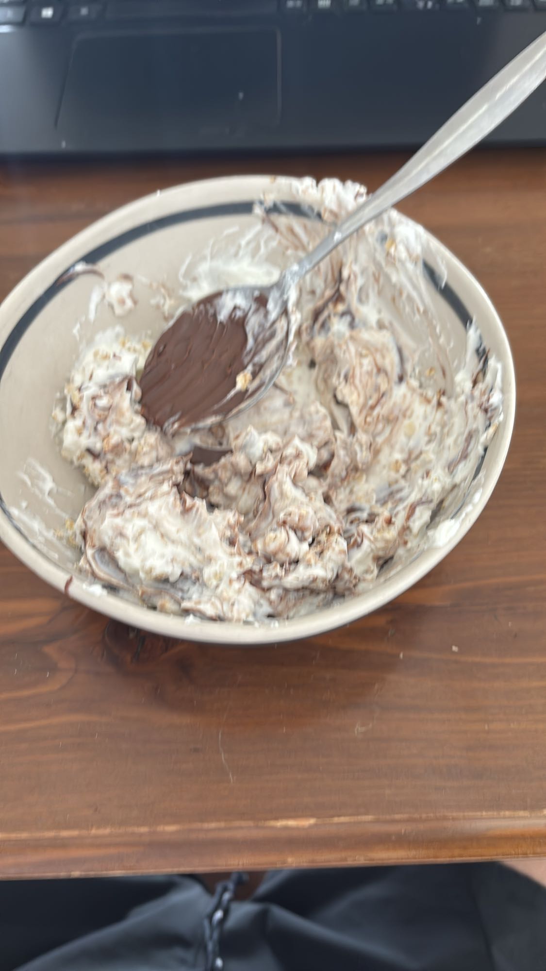 yogur con crema de cacao