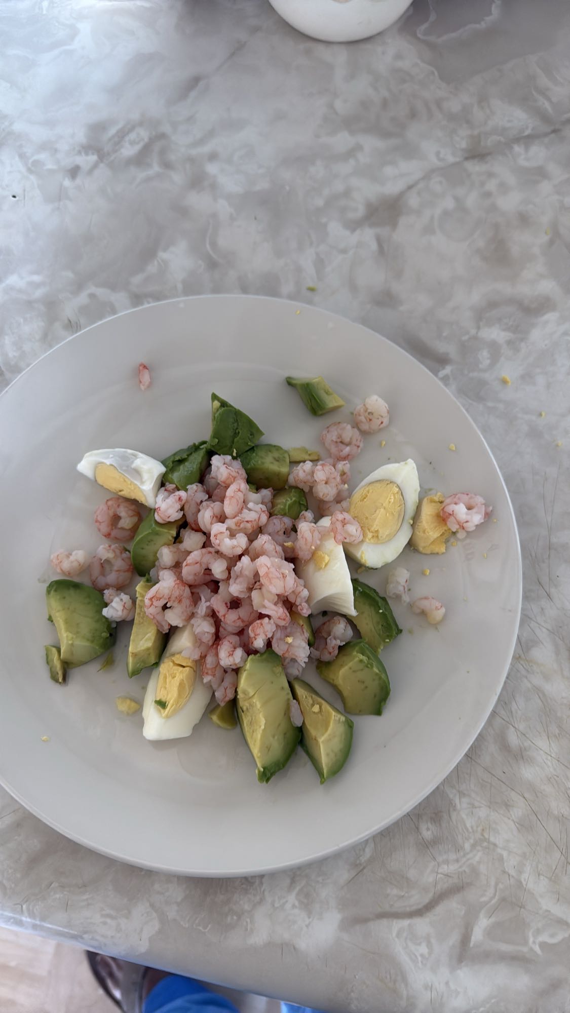 Salade crevettes avocat œuf