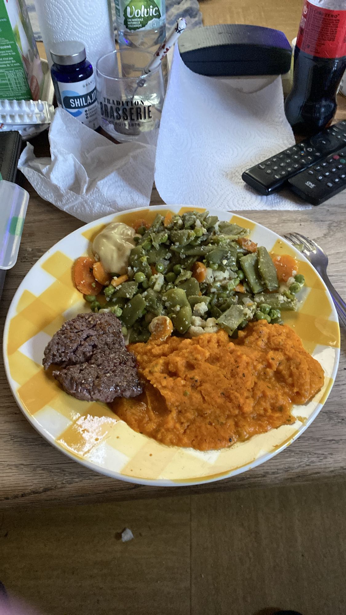 Boeuf, légumes, purée carotte