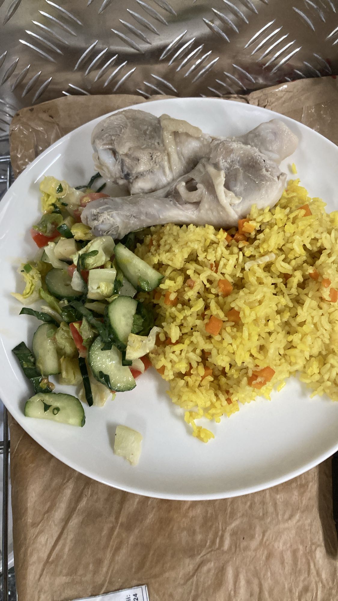Chicken rice with salad