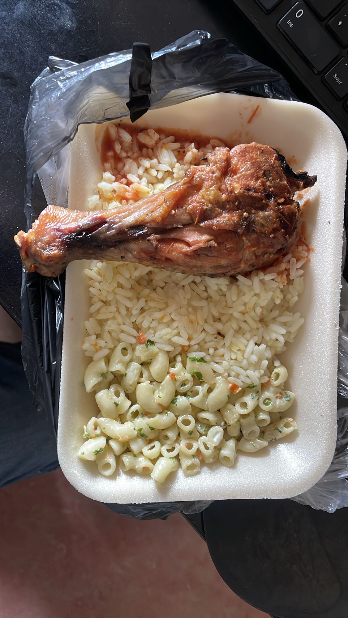 Pollo con arroz y pasta