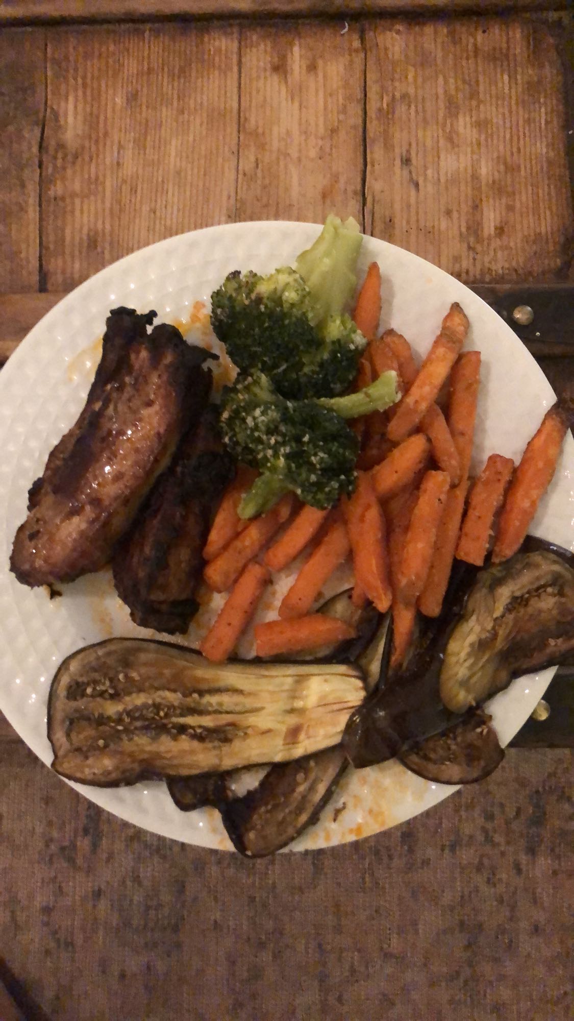 Assiette légumes et côtes