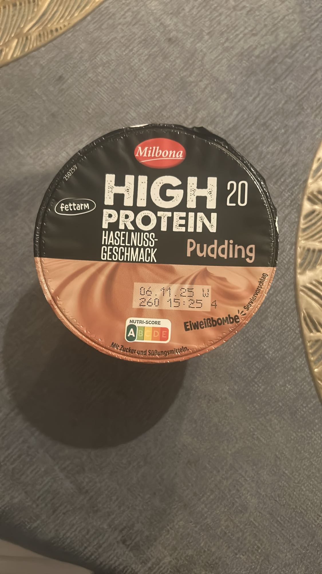 Hazelnoot eiwitpudding