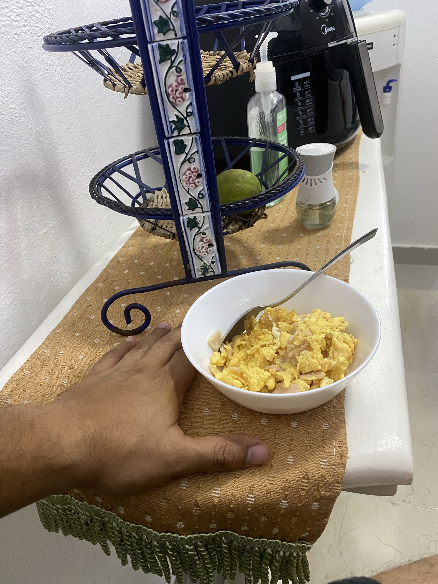 Huevos revueltos con jamón de pavo