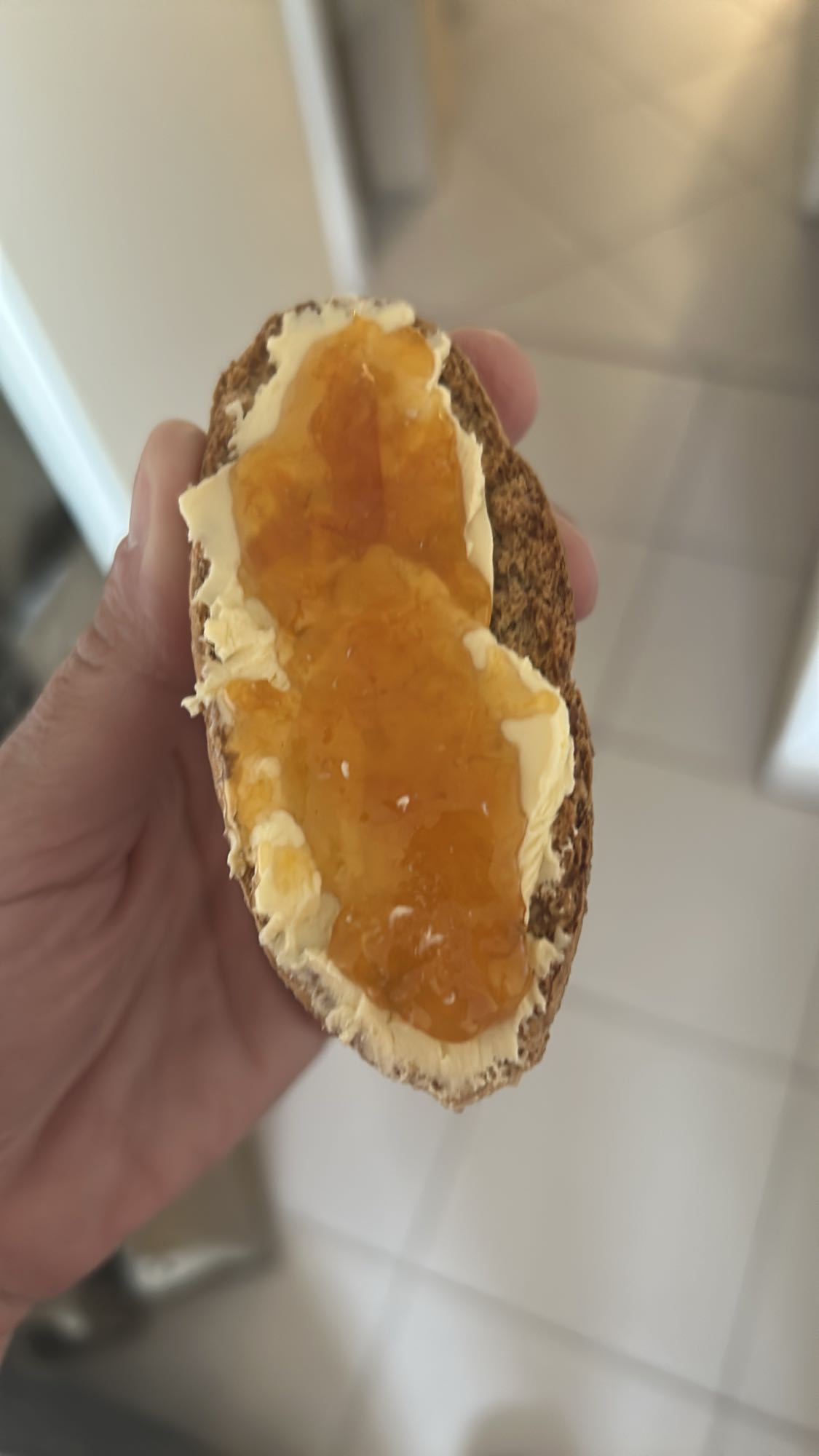 Tartine confiture beurre