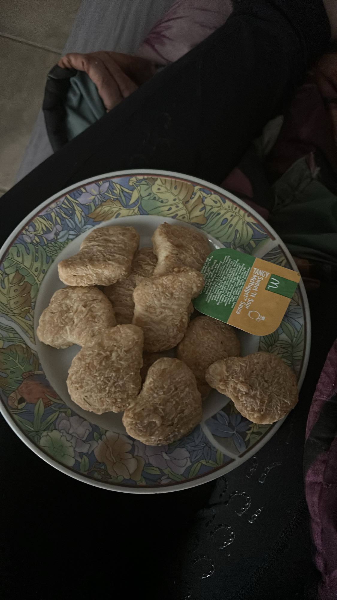 Chicken Nuggets with Sauce