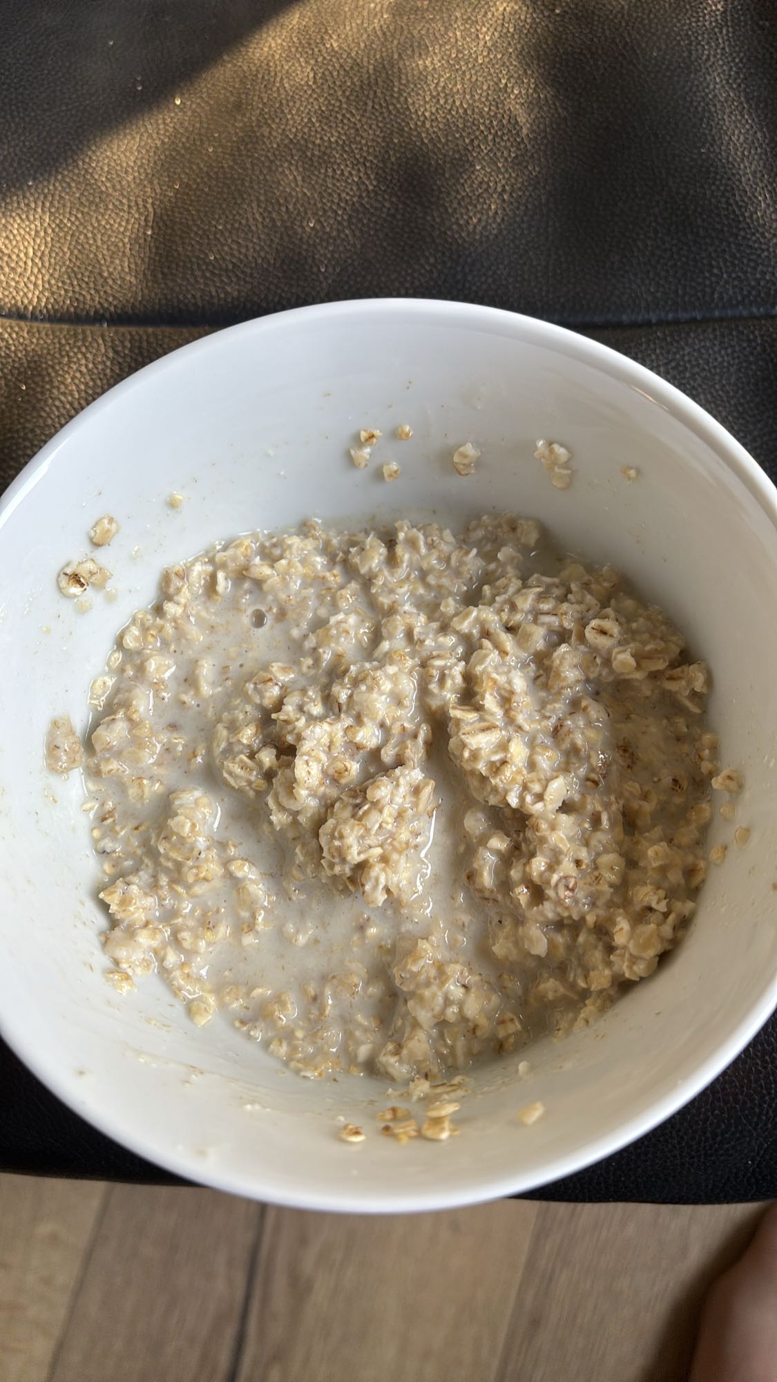 Havregrøt med melk, honning og proteinpulver