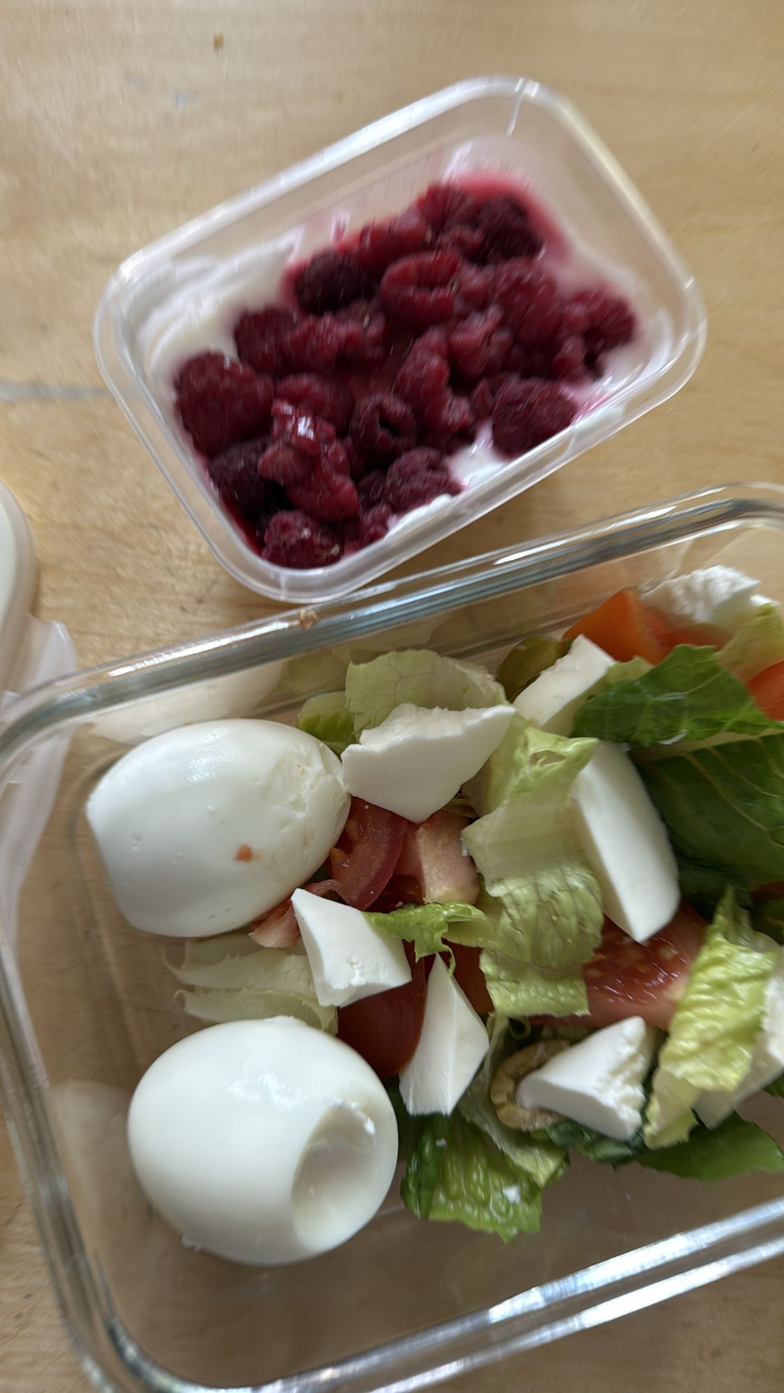 Äggsallad med yoghurtbär