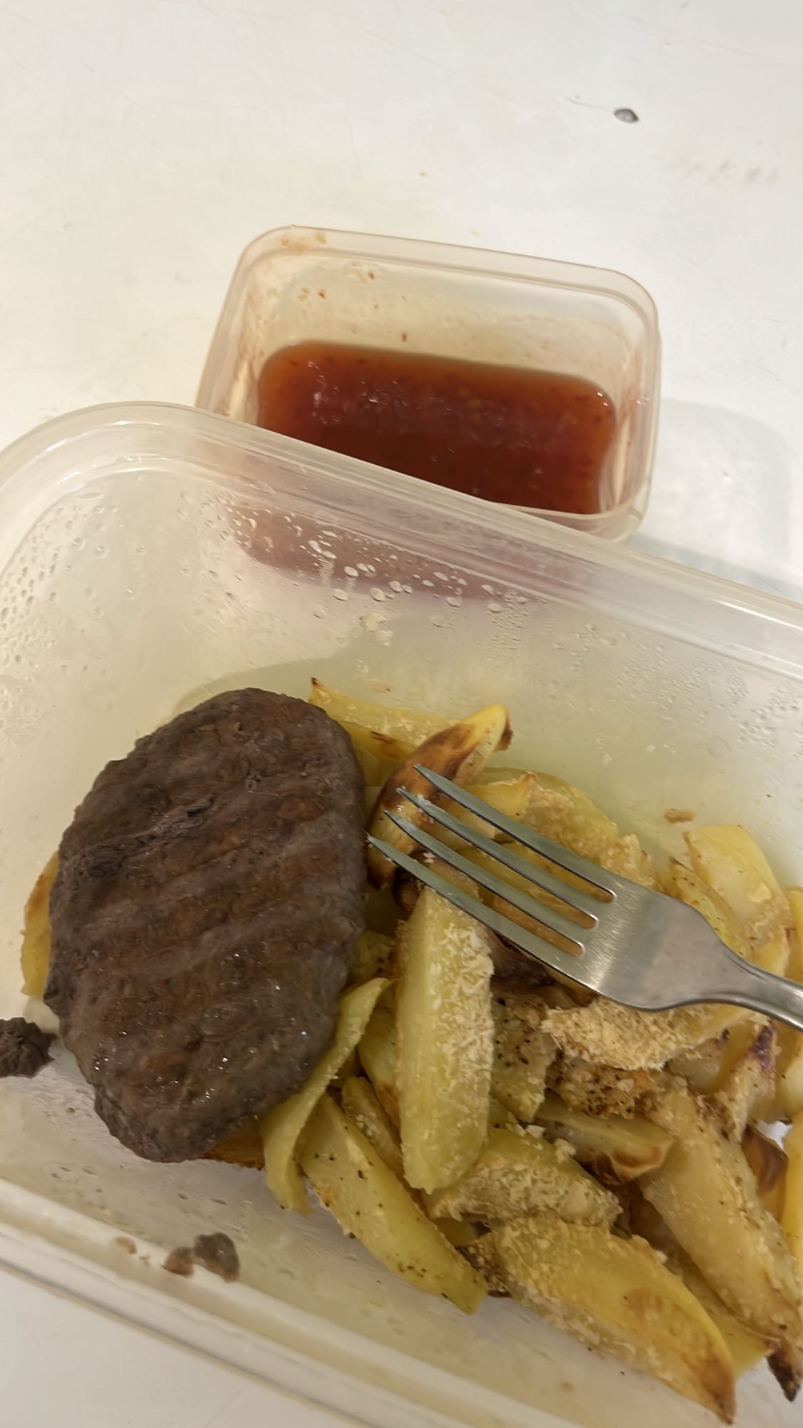 Chiftea cu cartofi copți