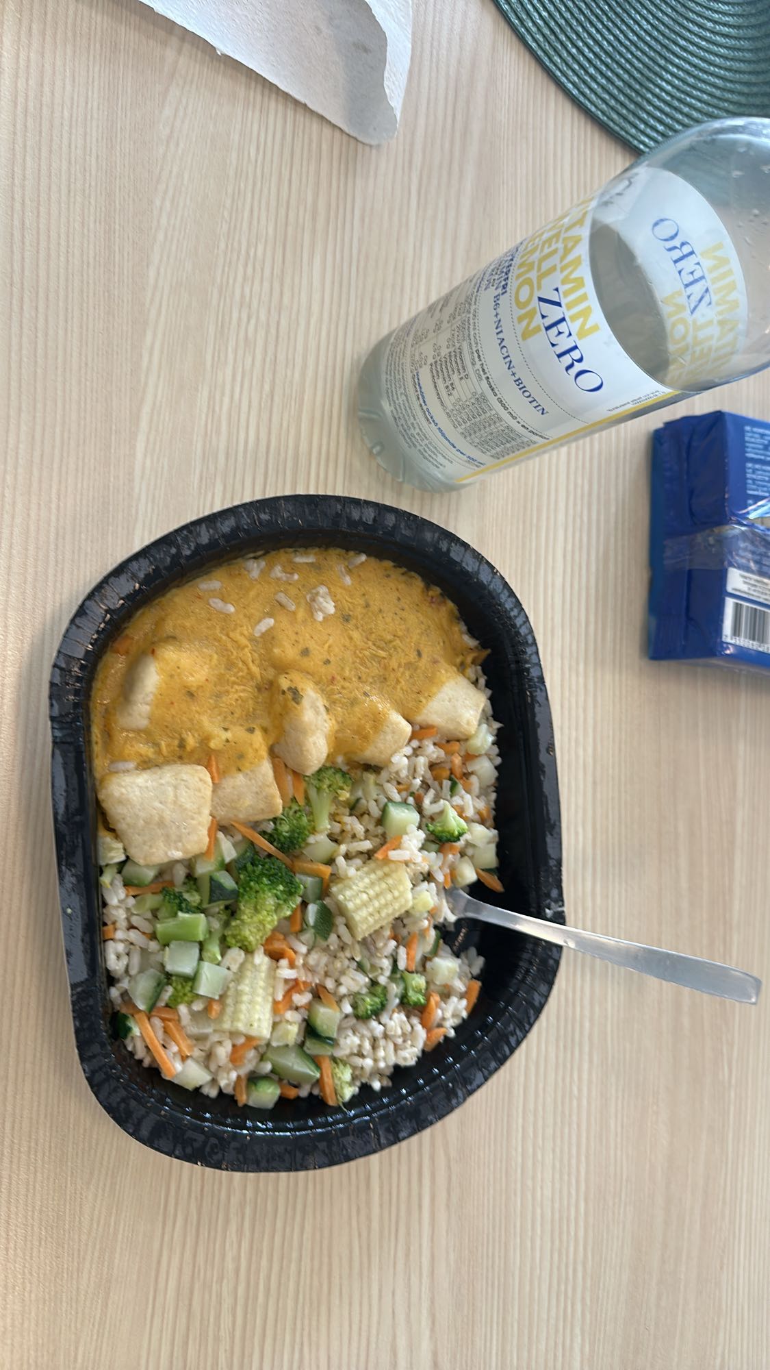 Kyckling med ris och grönsaker