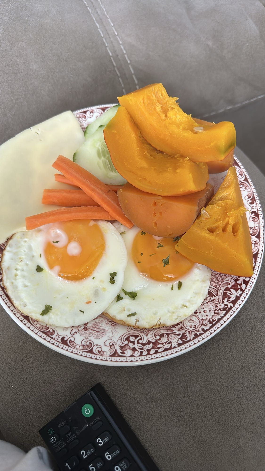Huevos con verduras