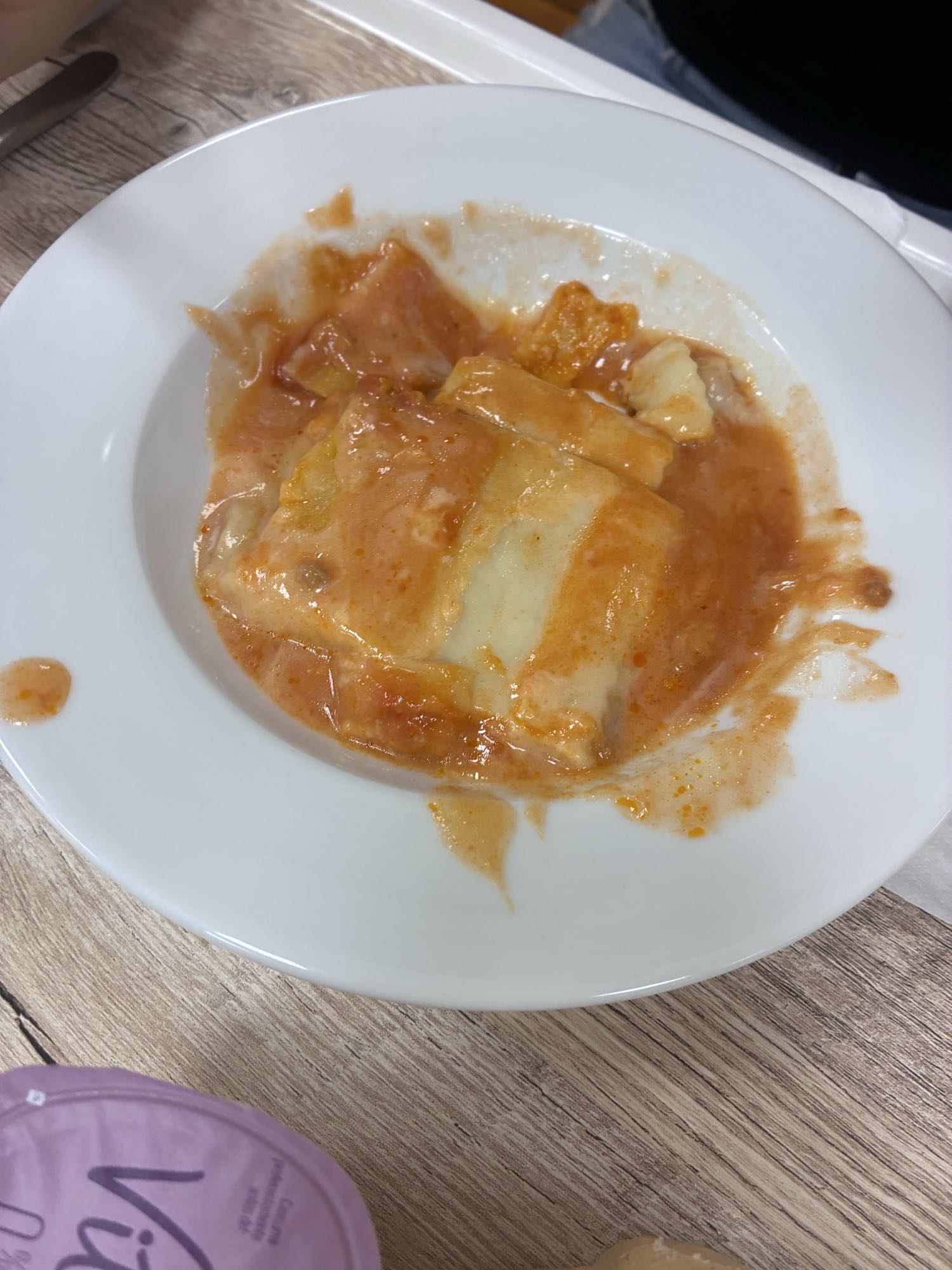 lasaña con salsa de tomate