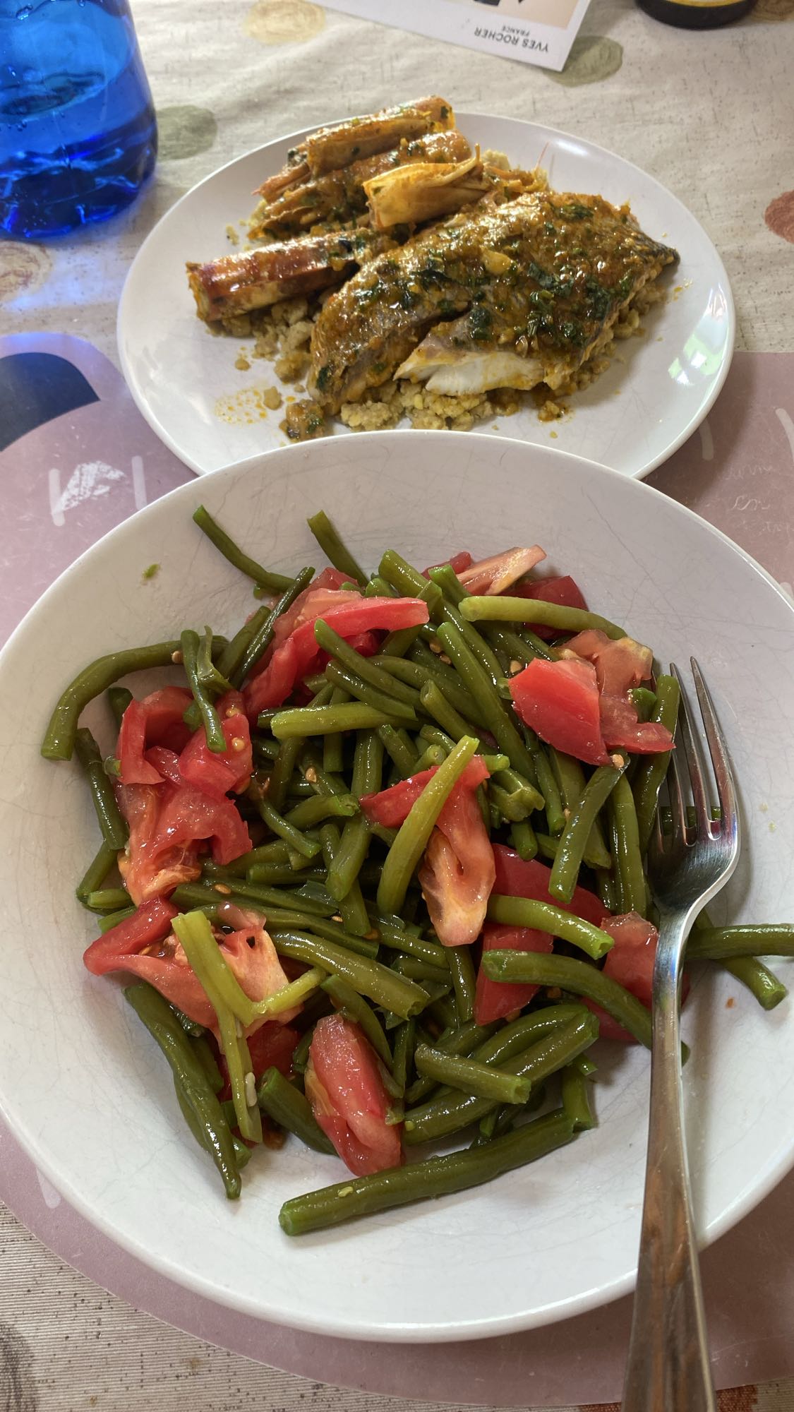 Pescado con ensalada