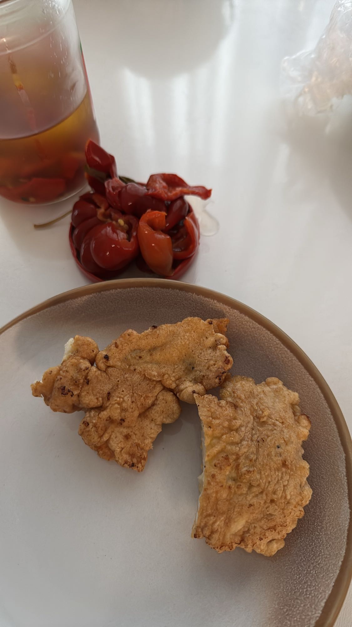 Cascaval pane cu ardei