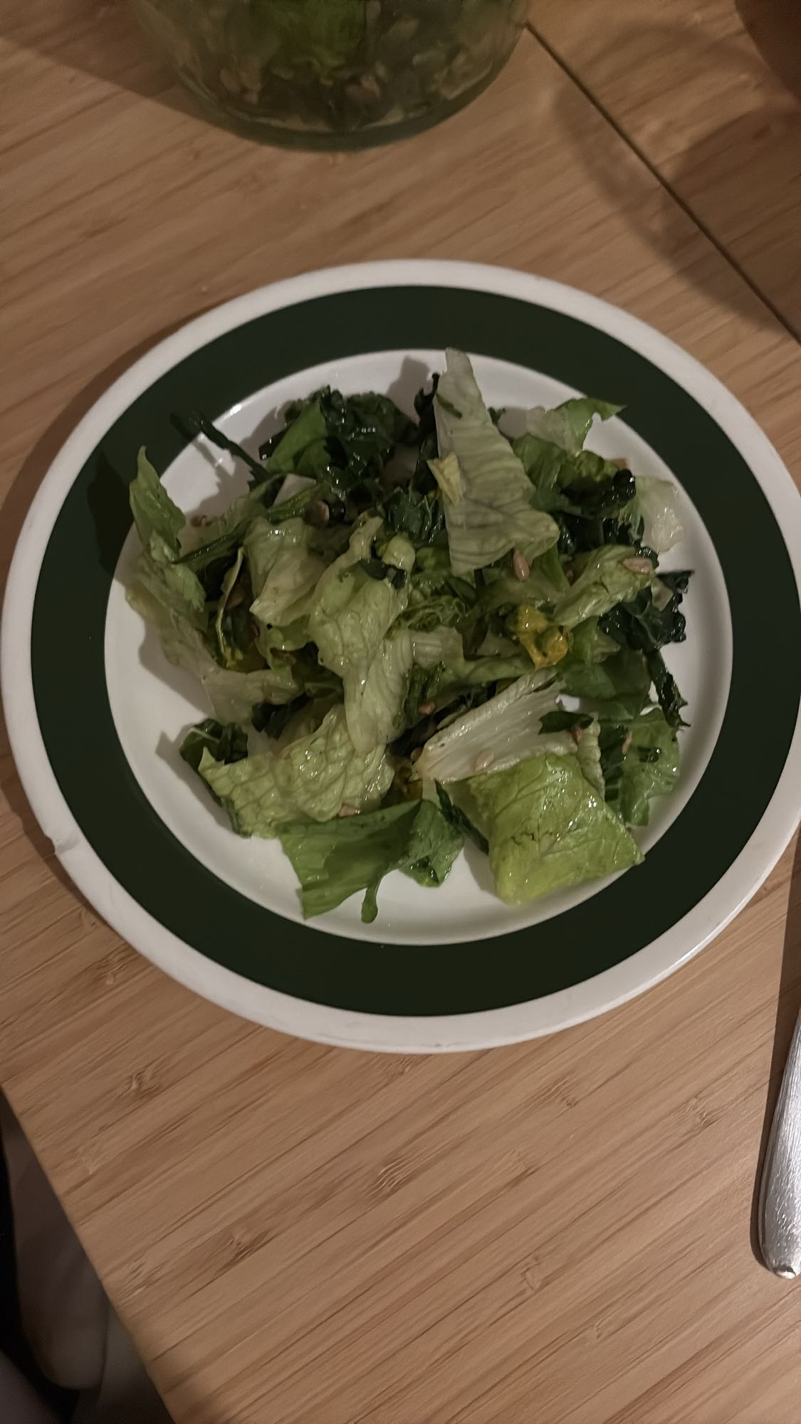 Grönsallad med frön