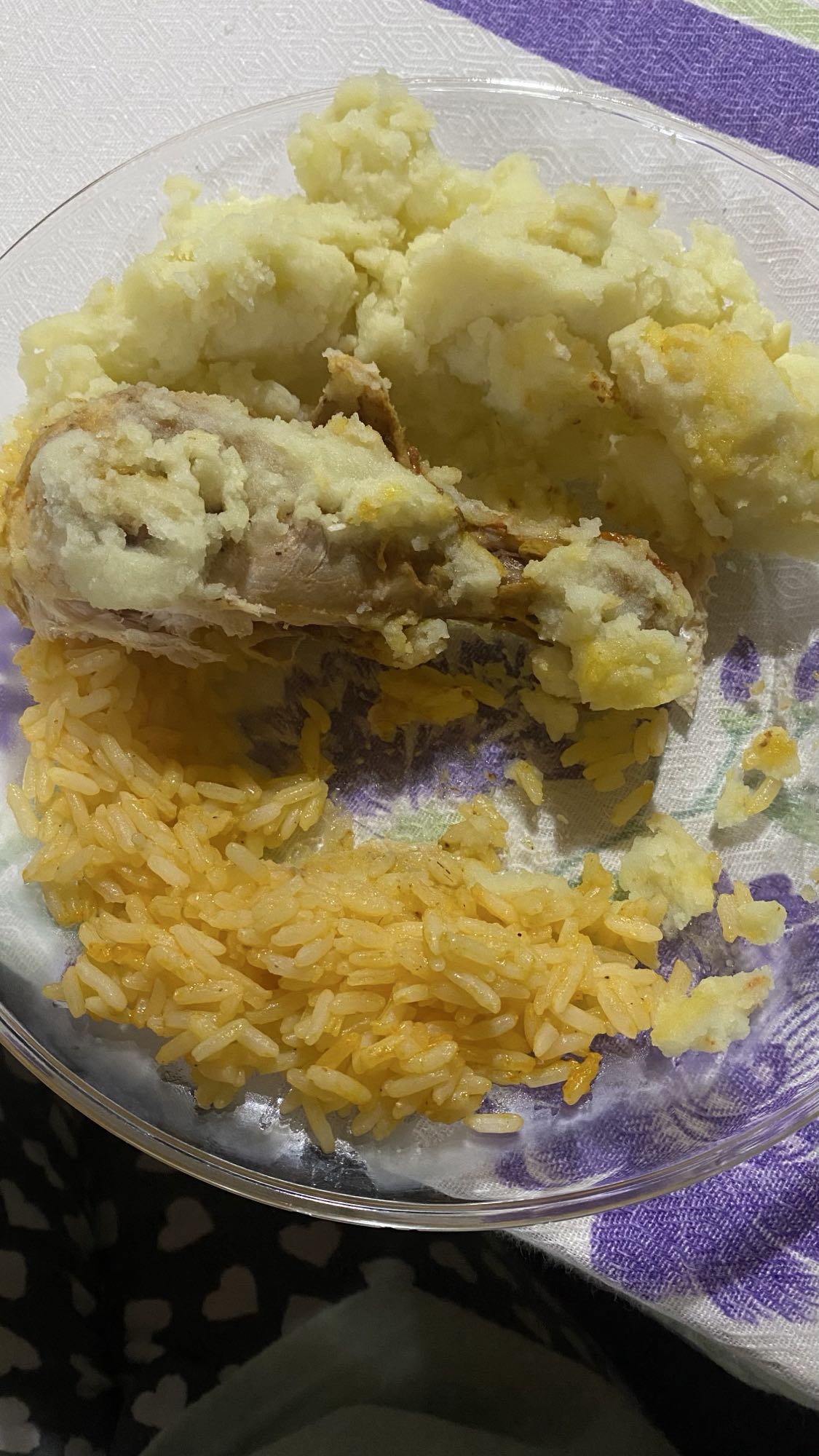 Frango com arroz e purê