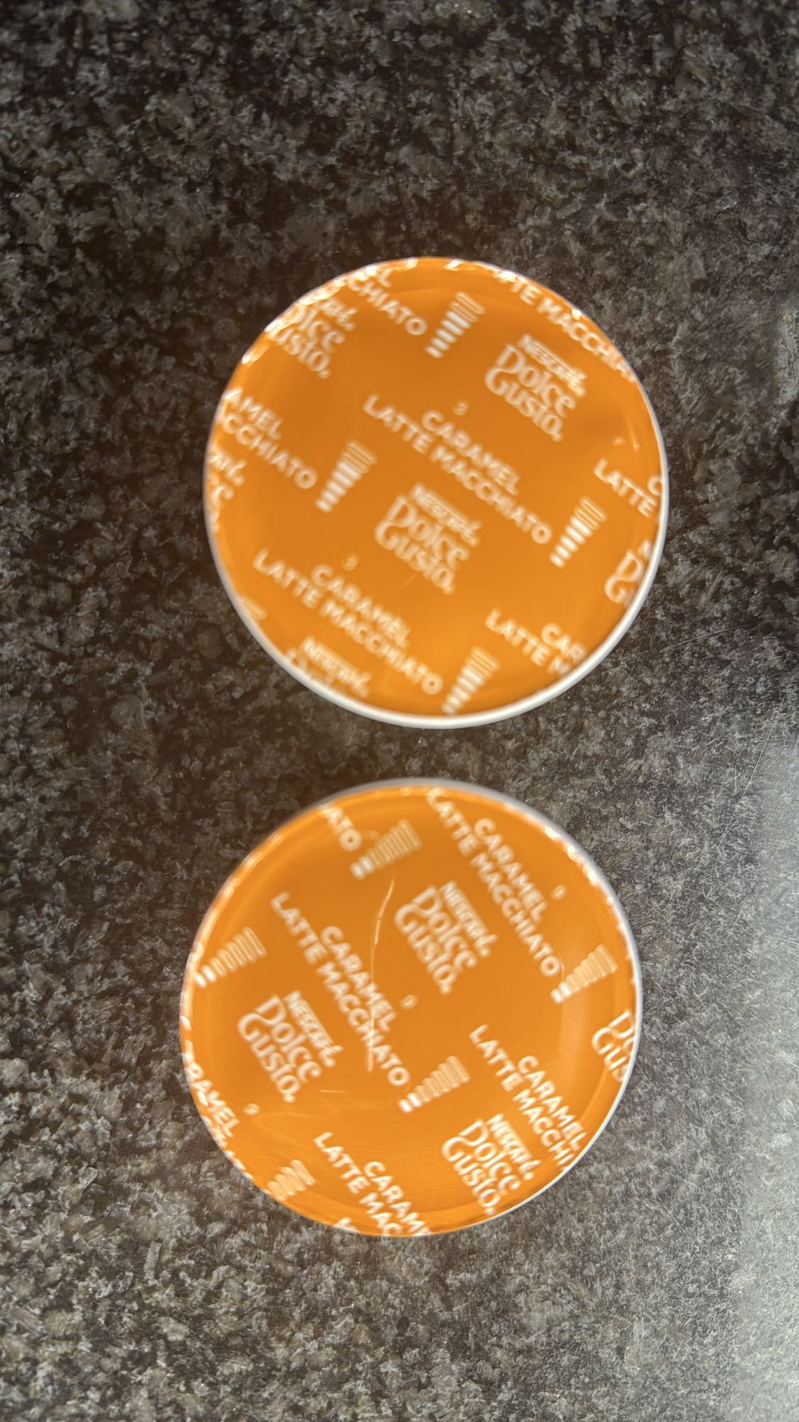 karamel latte macchiato cups