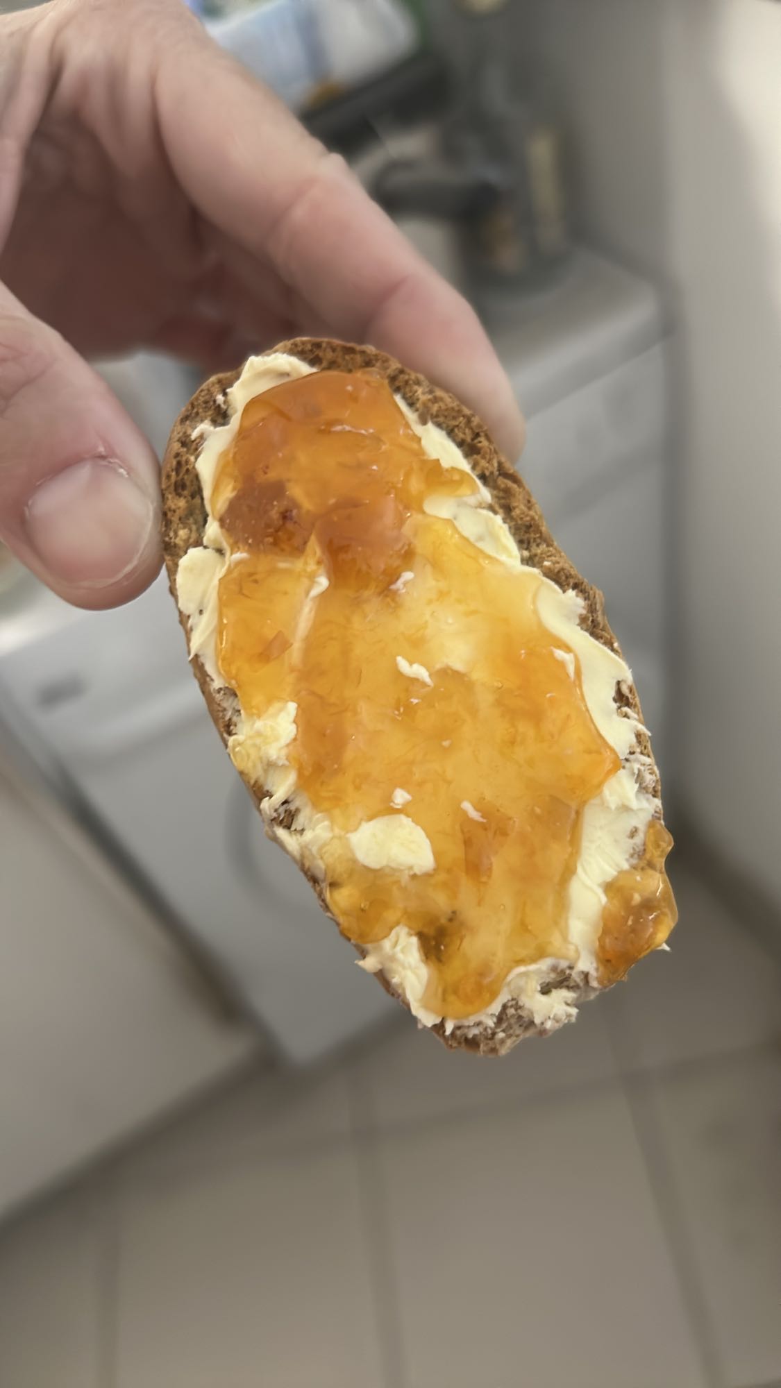 Tartine confiture beurre