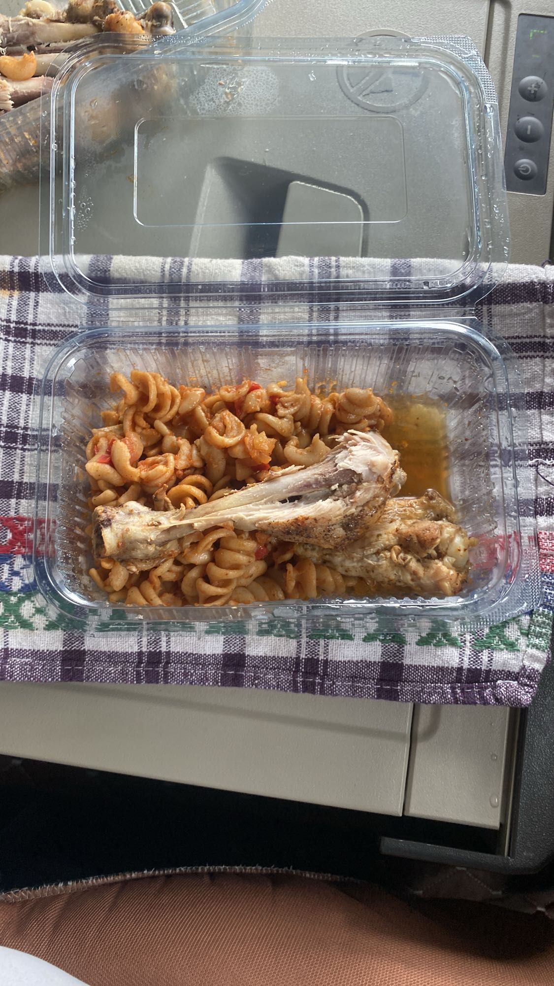 Paste cu pui la cuptor