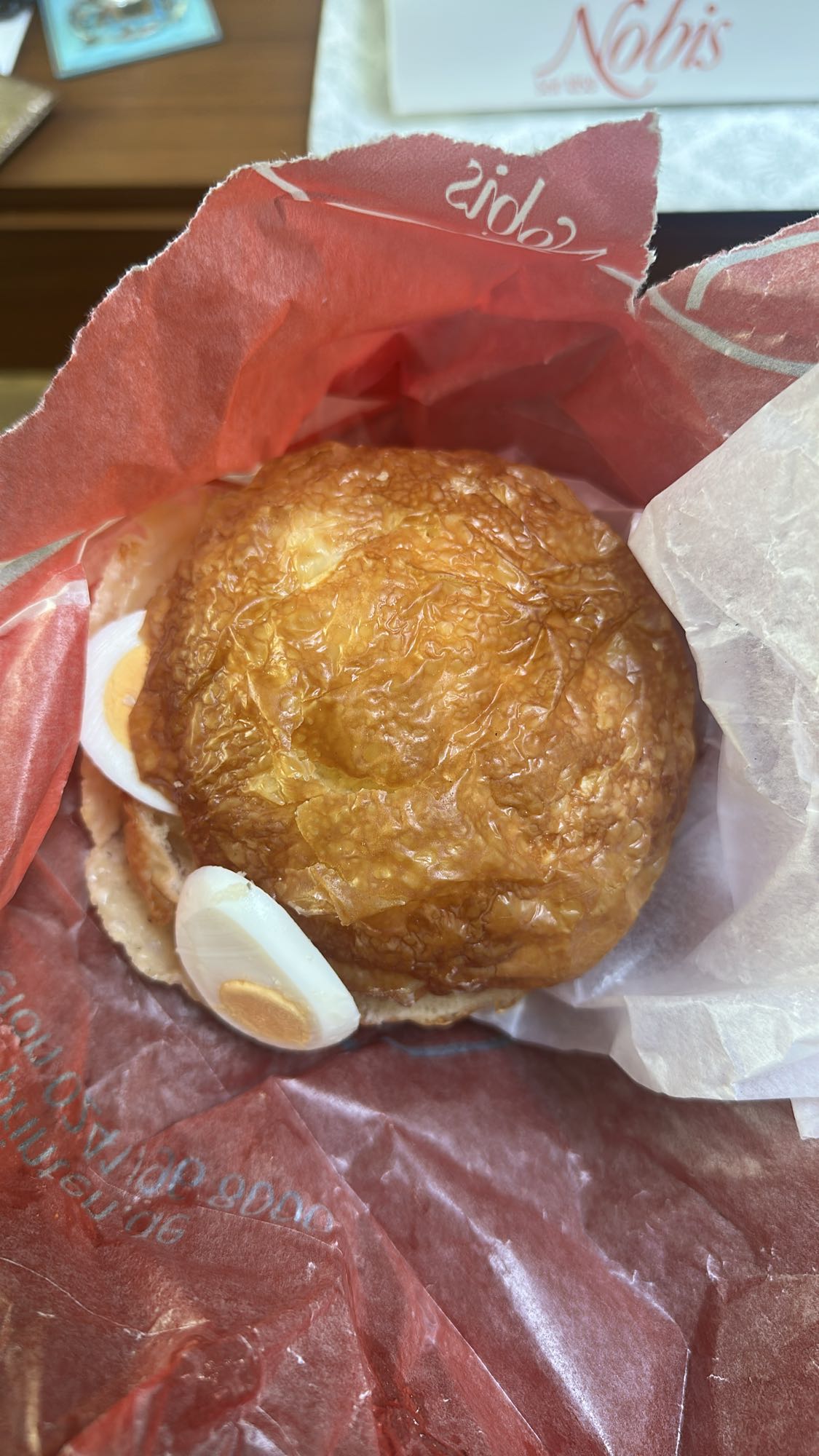 Egg sandwich croissant