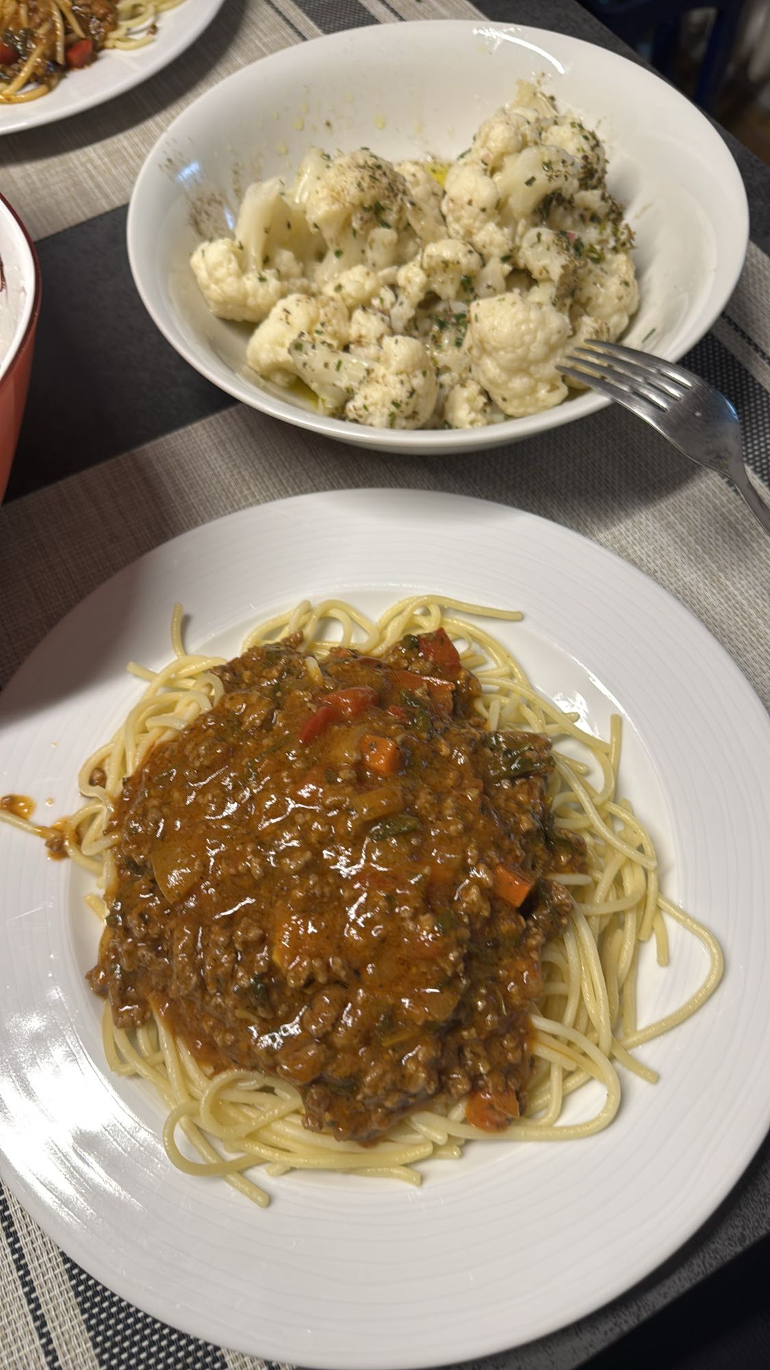 Spaghetti Bolognese ve Karnabahar