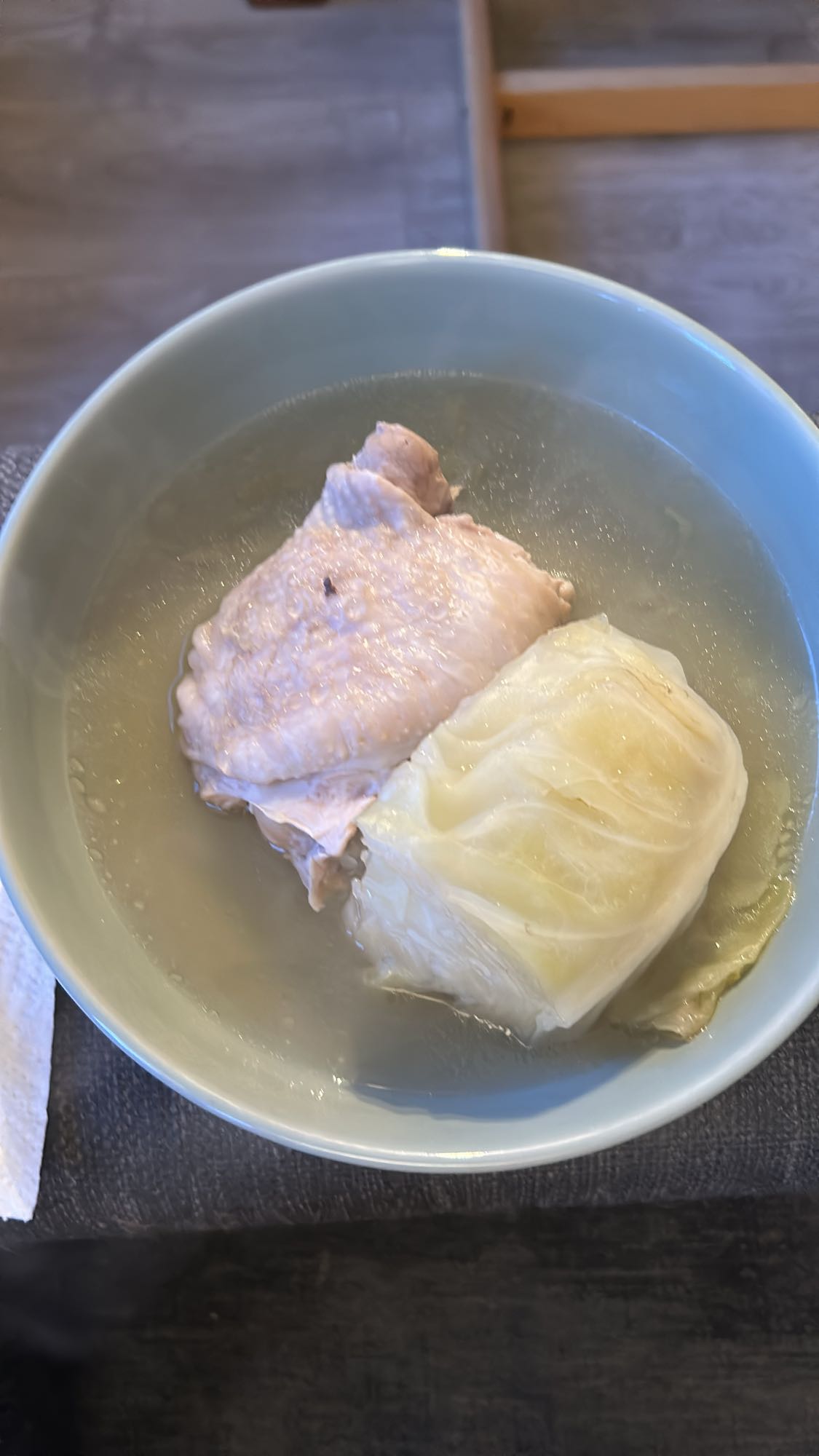 Kyllingsuppe med kål