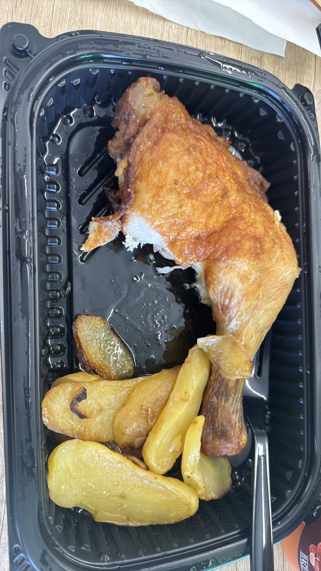 Pollo con papas asadas