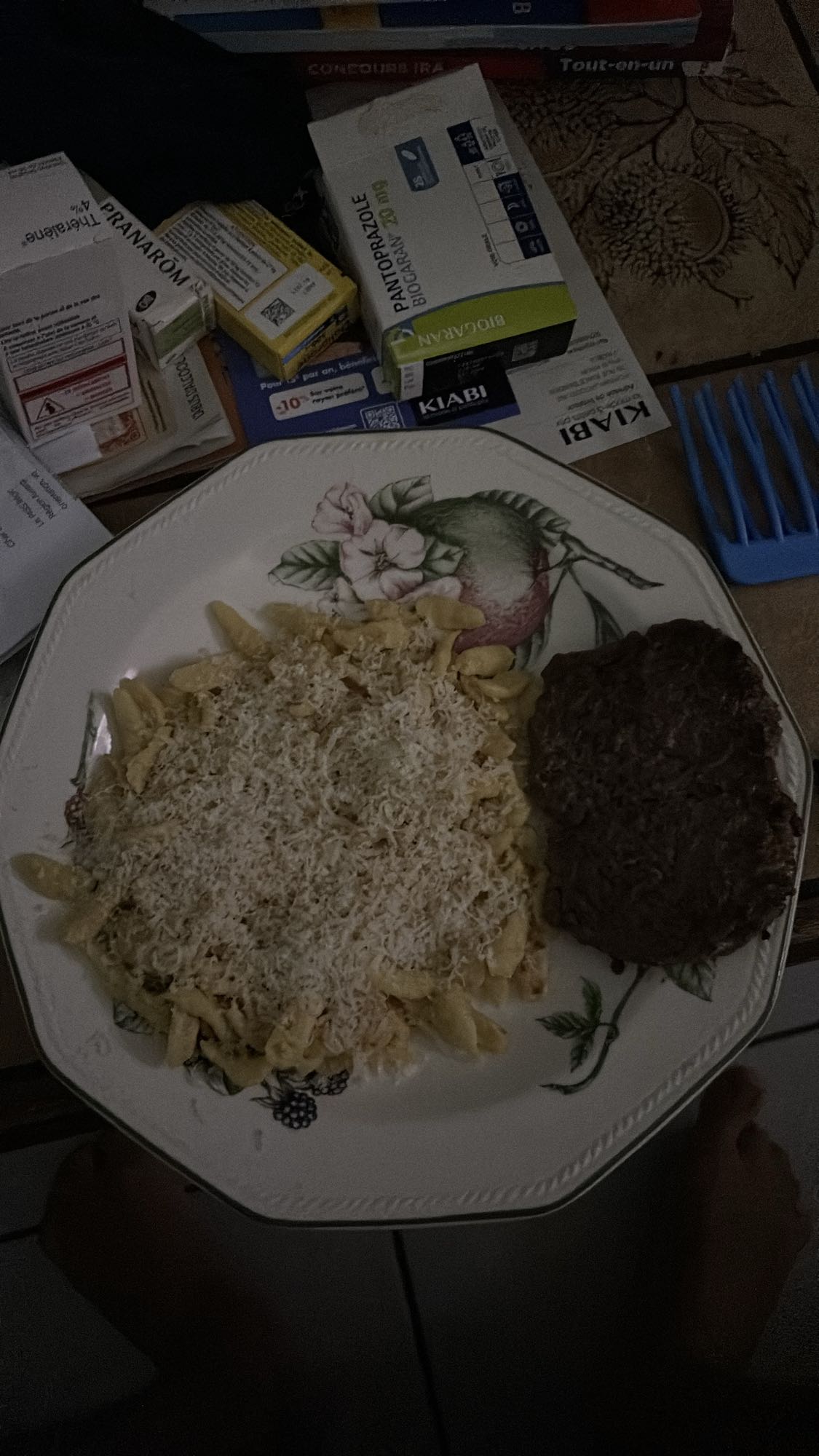 Pâtes au fromage et steak