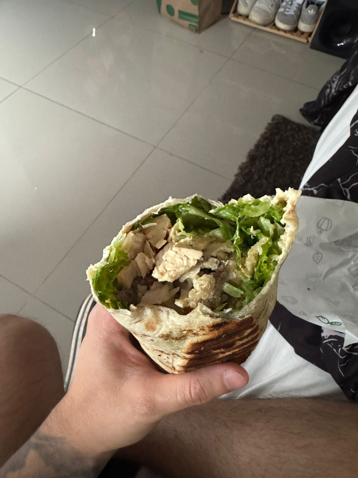Wrap de pollo y lechuga