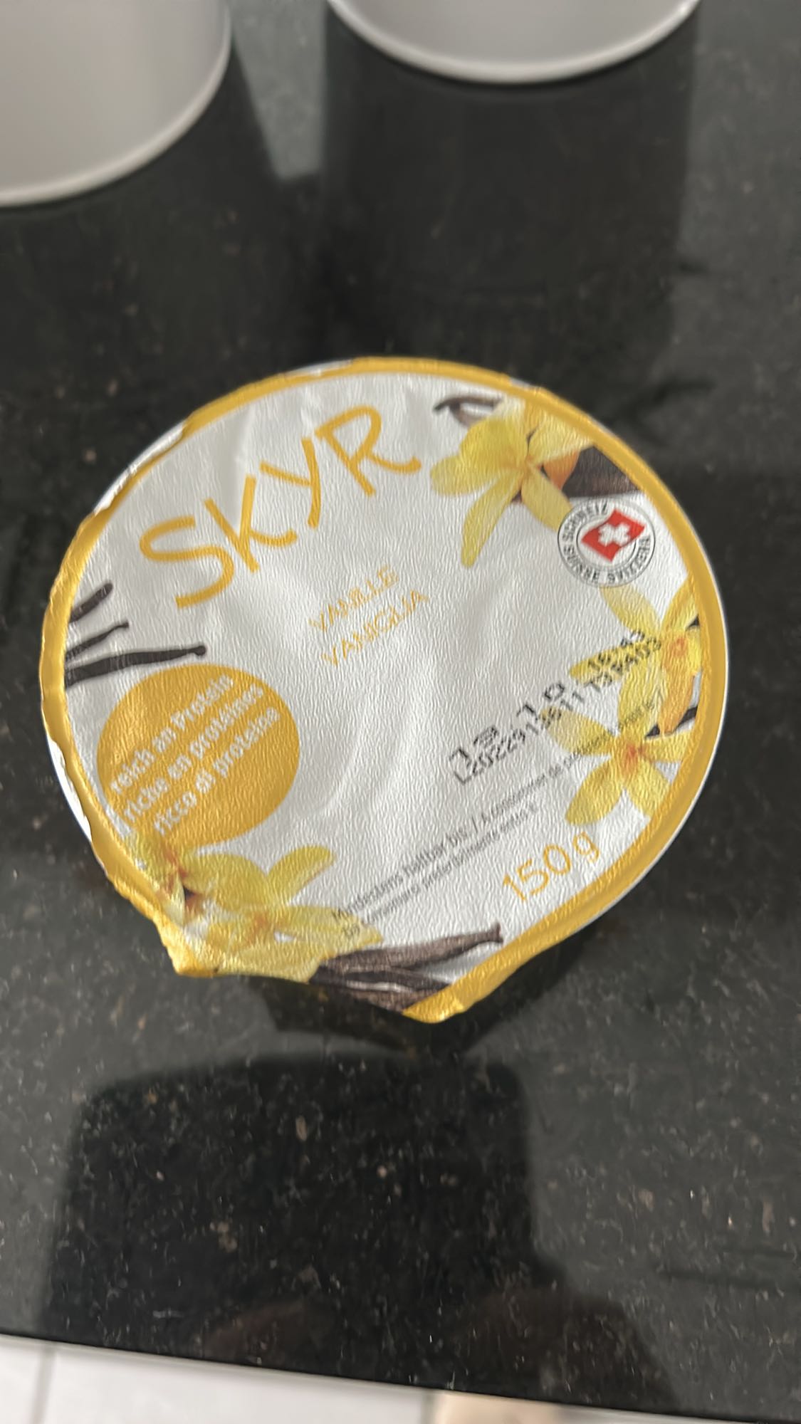 Vanille Skyr Becher