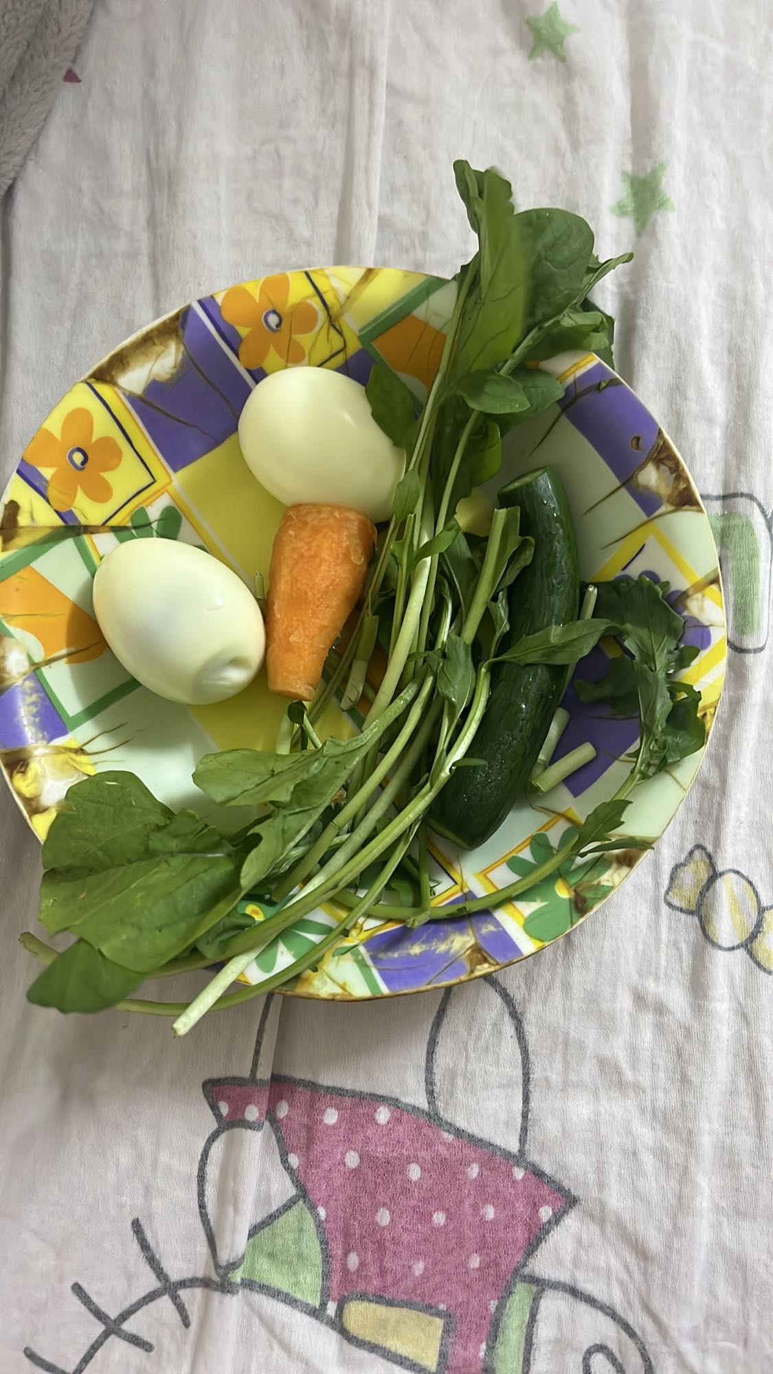 بيض وخضار طازجة