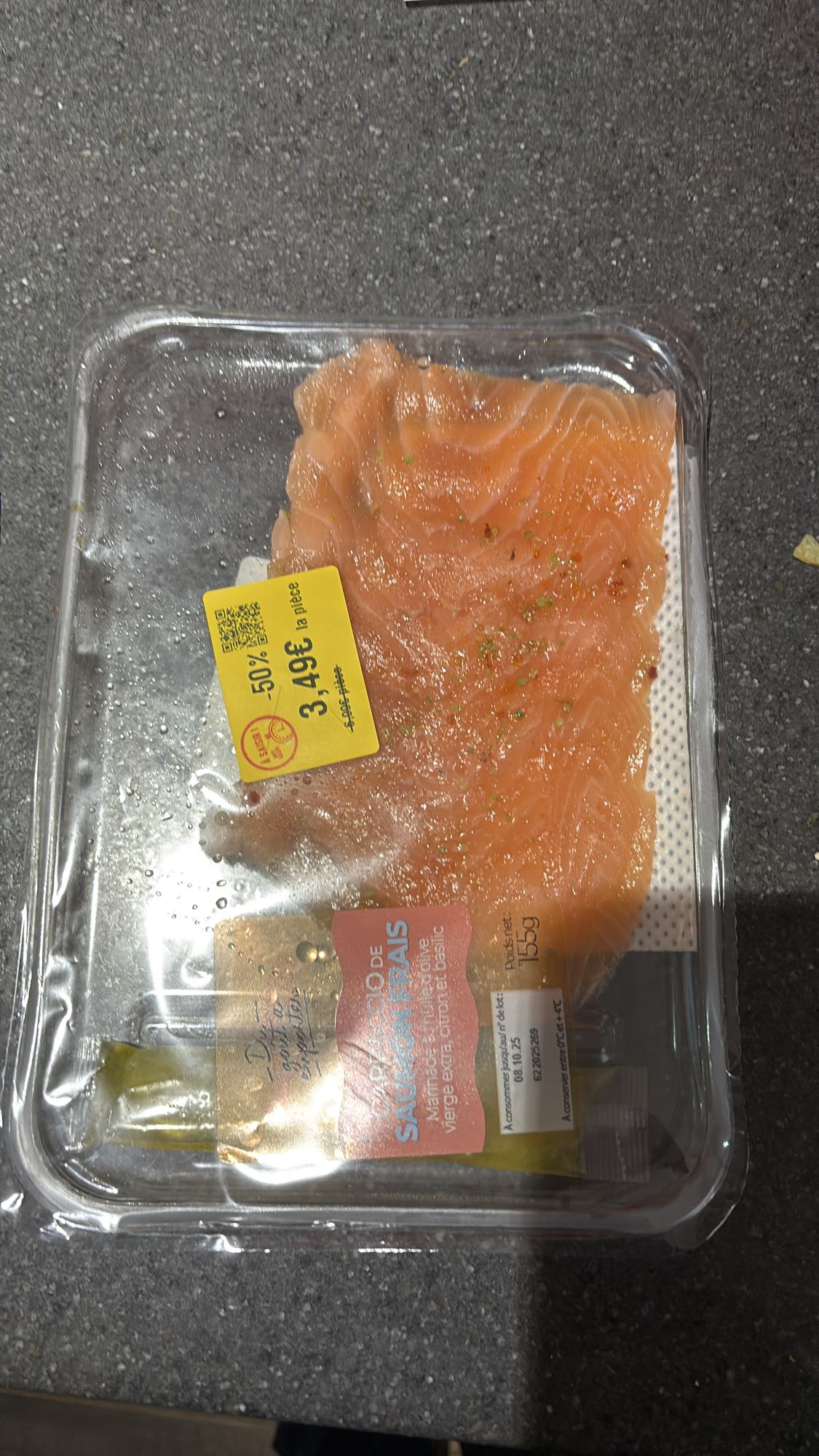 Carpaccio de saumon frais