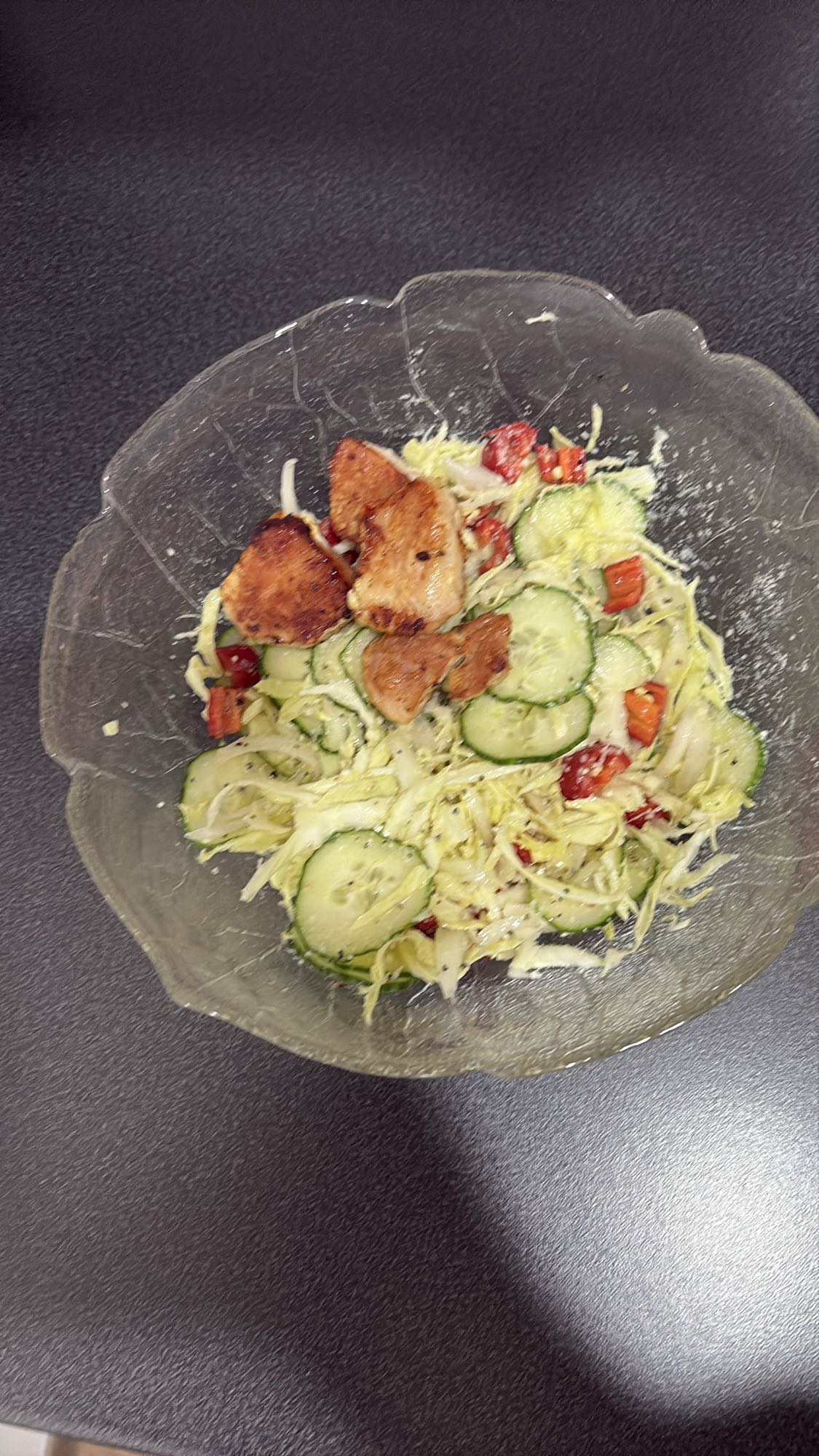 Kyllingsalat med agurk