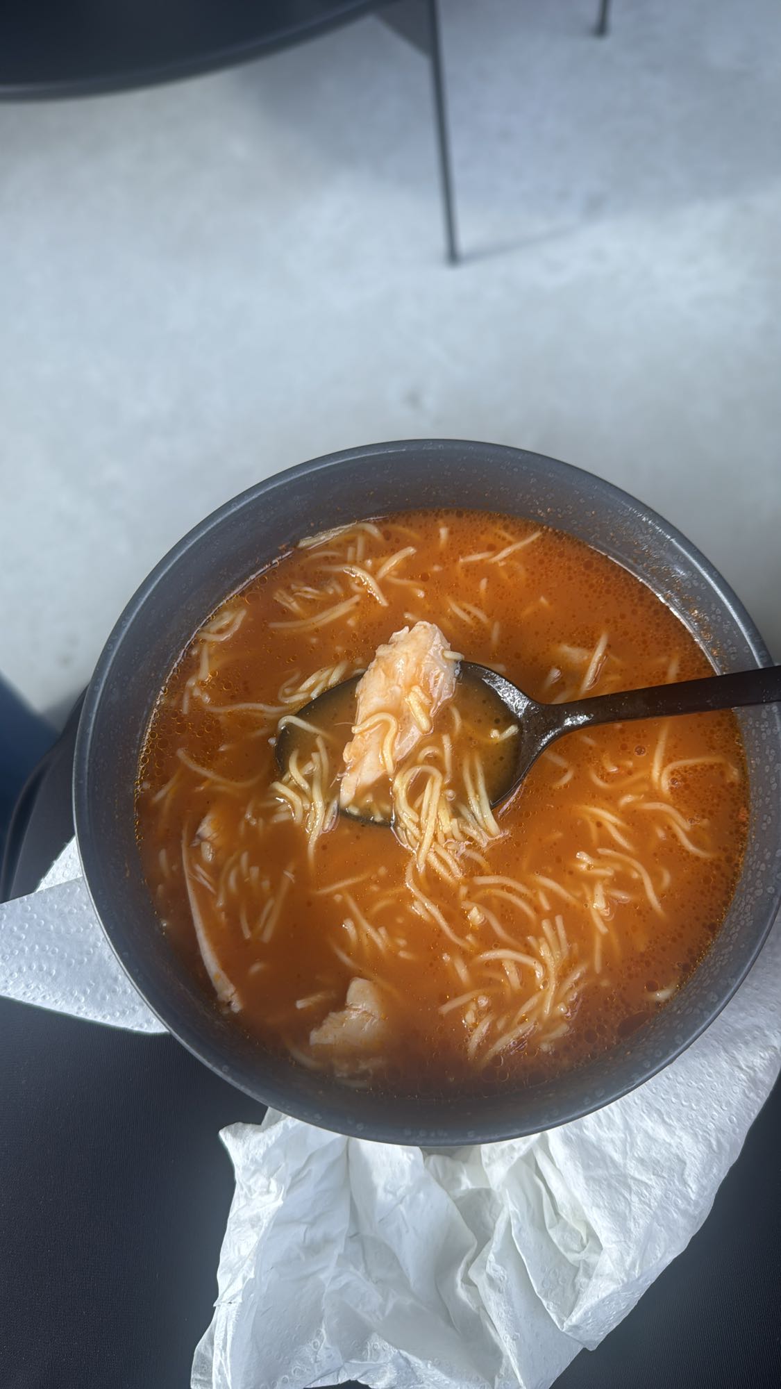 zupa pomidorowa z makaronem