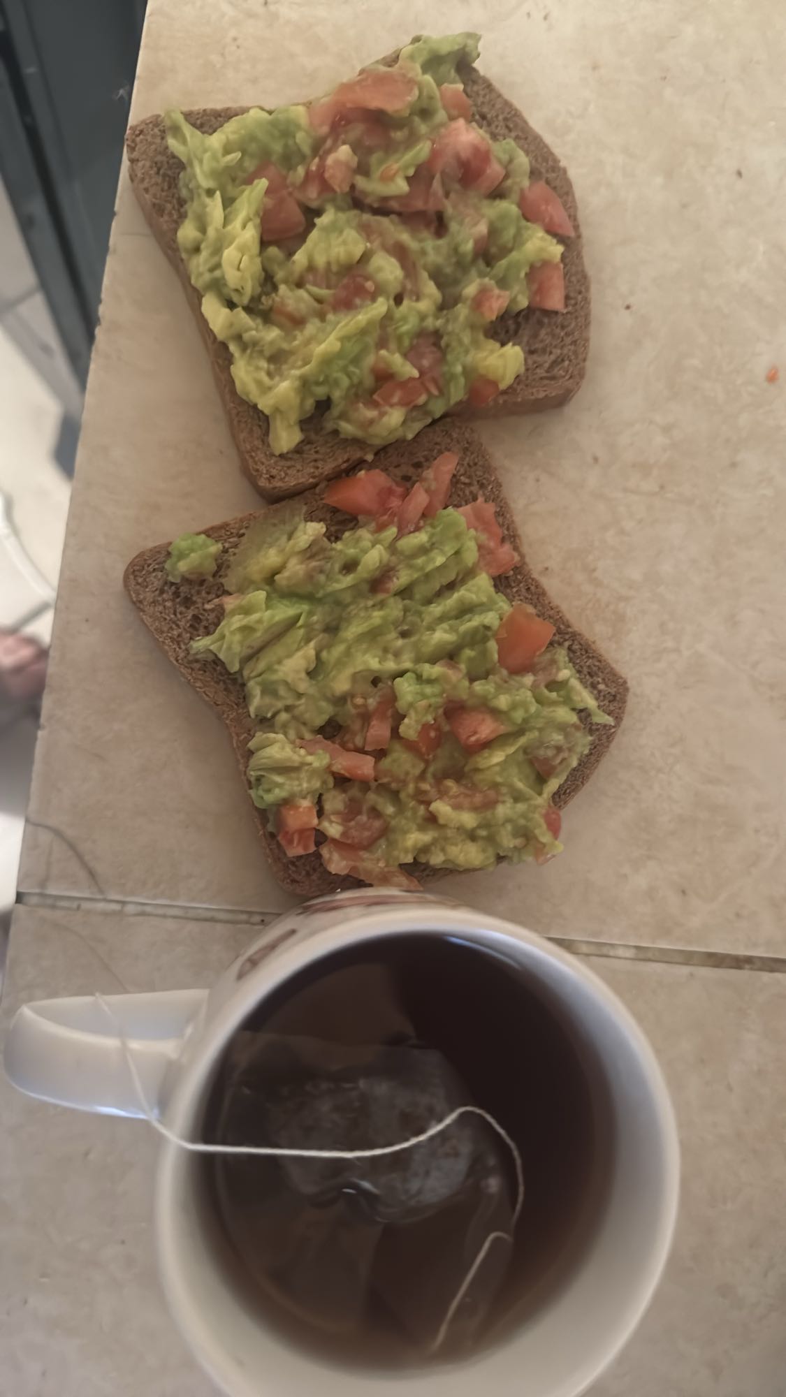 Tostadas con aguacate