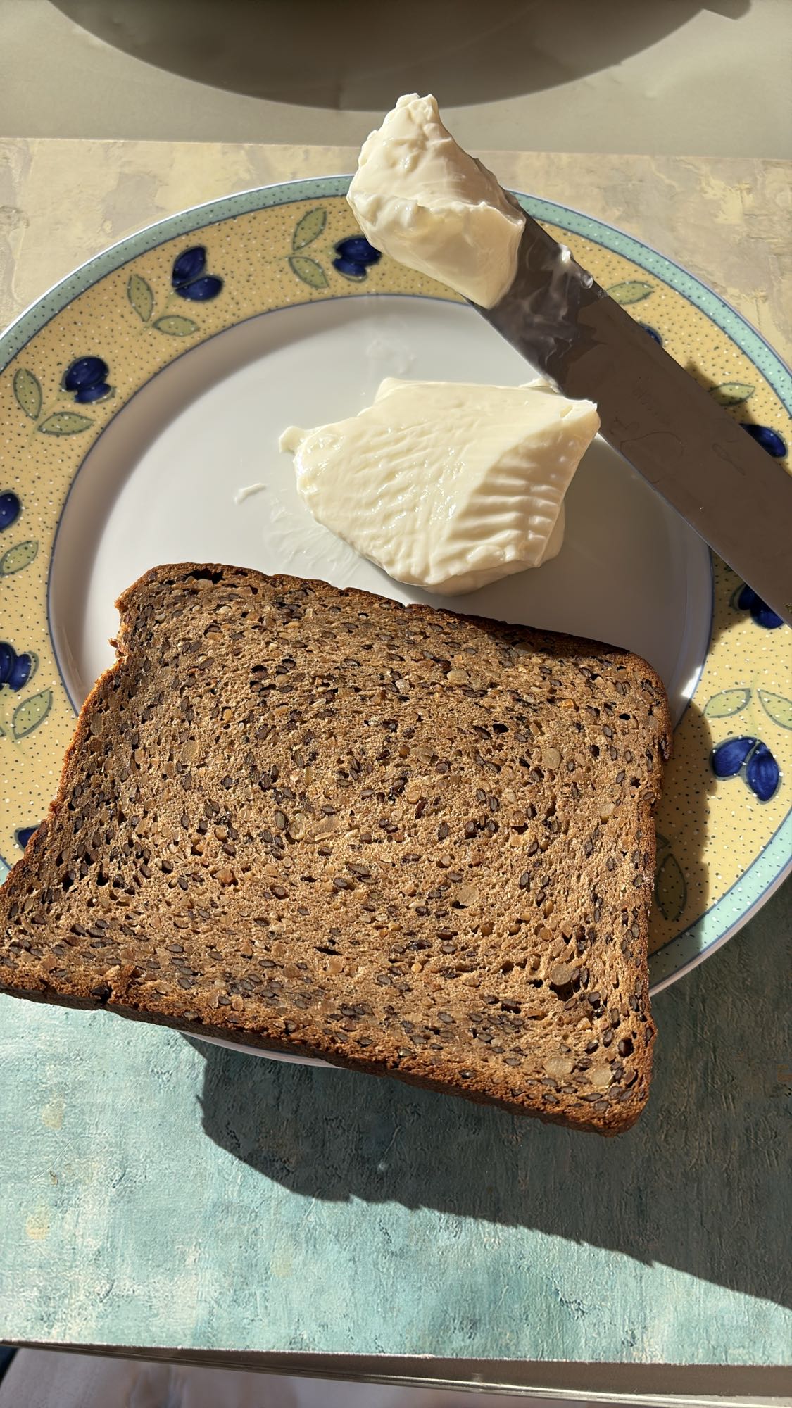 Seed Bread with Cheese