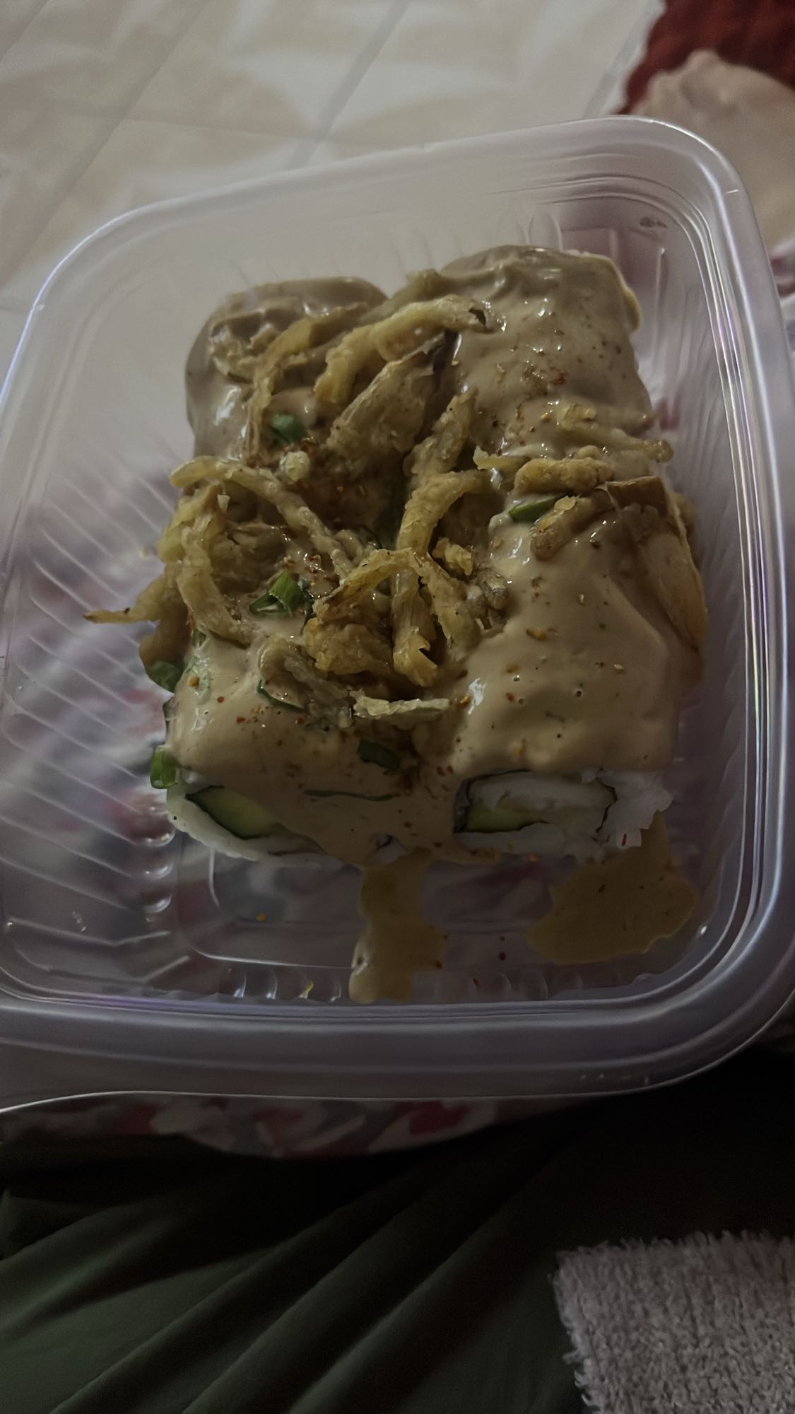 rollo con aderezo cremoso